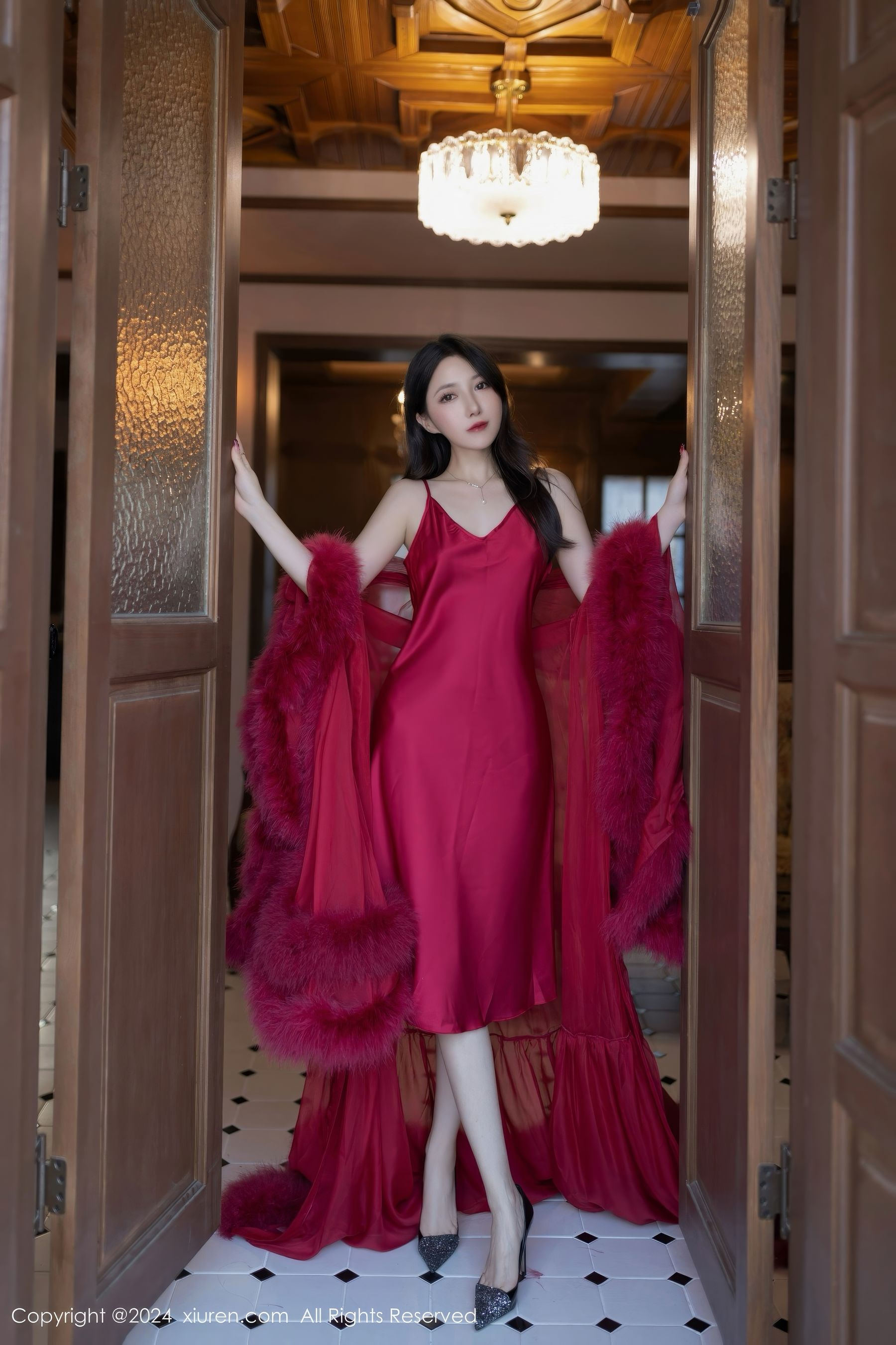 [秀人XiuRen] 2024.11.08 No.9422 鱼子酱Fish_第4张