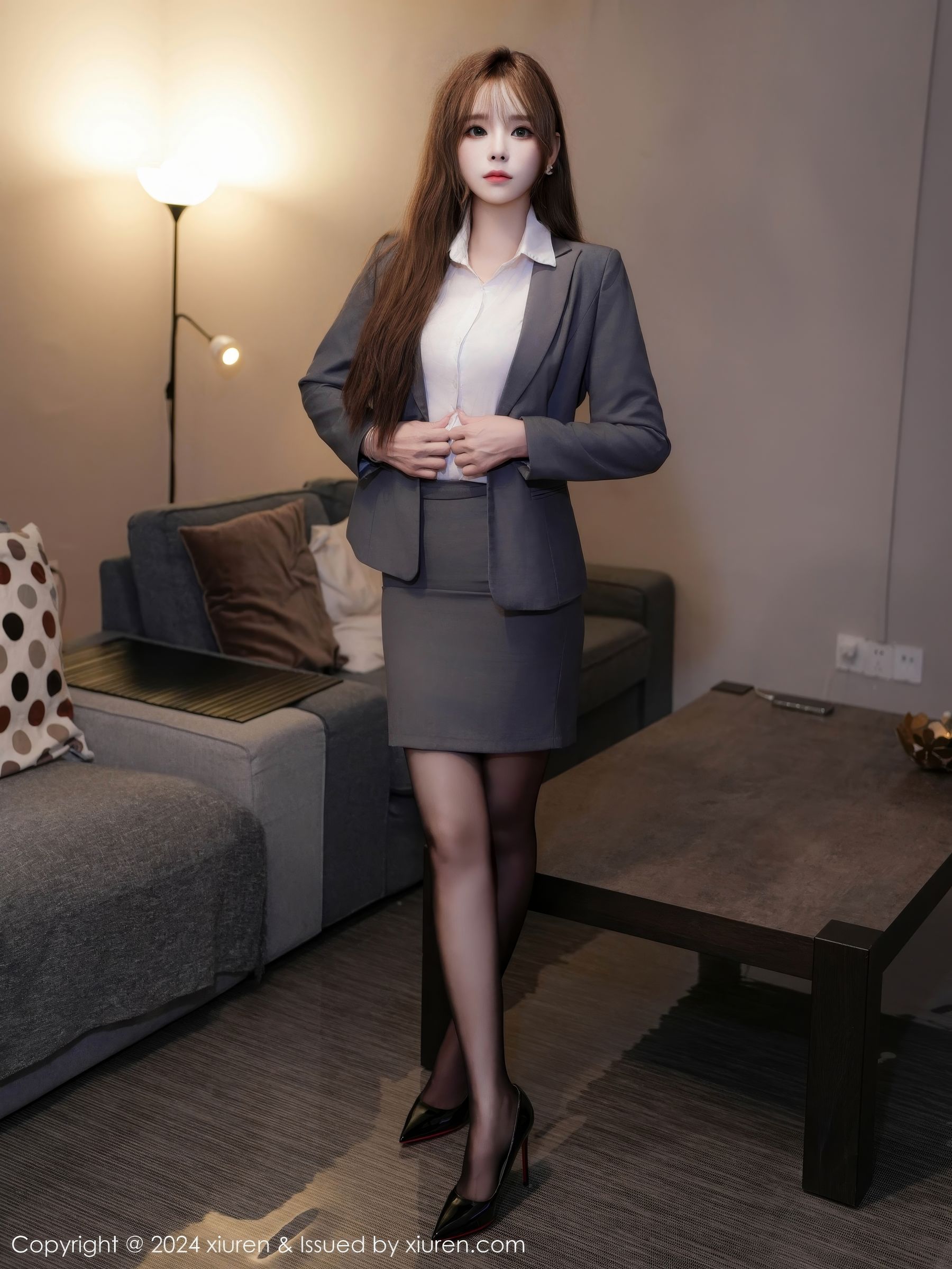 [秀人XiuRen] 2024.11.27 No.9507 菲菲吃不胖_第5张