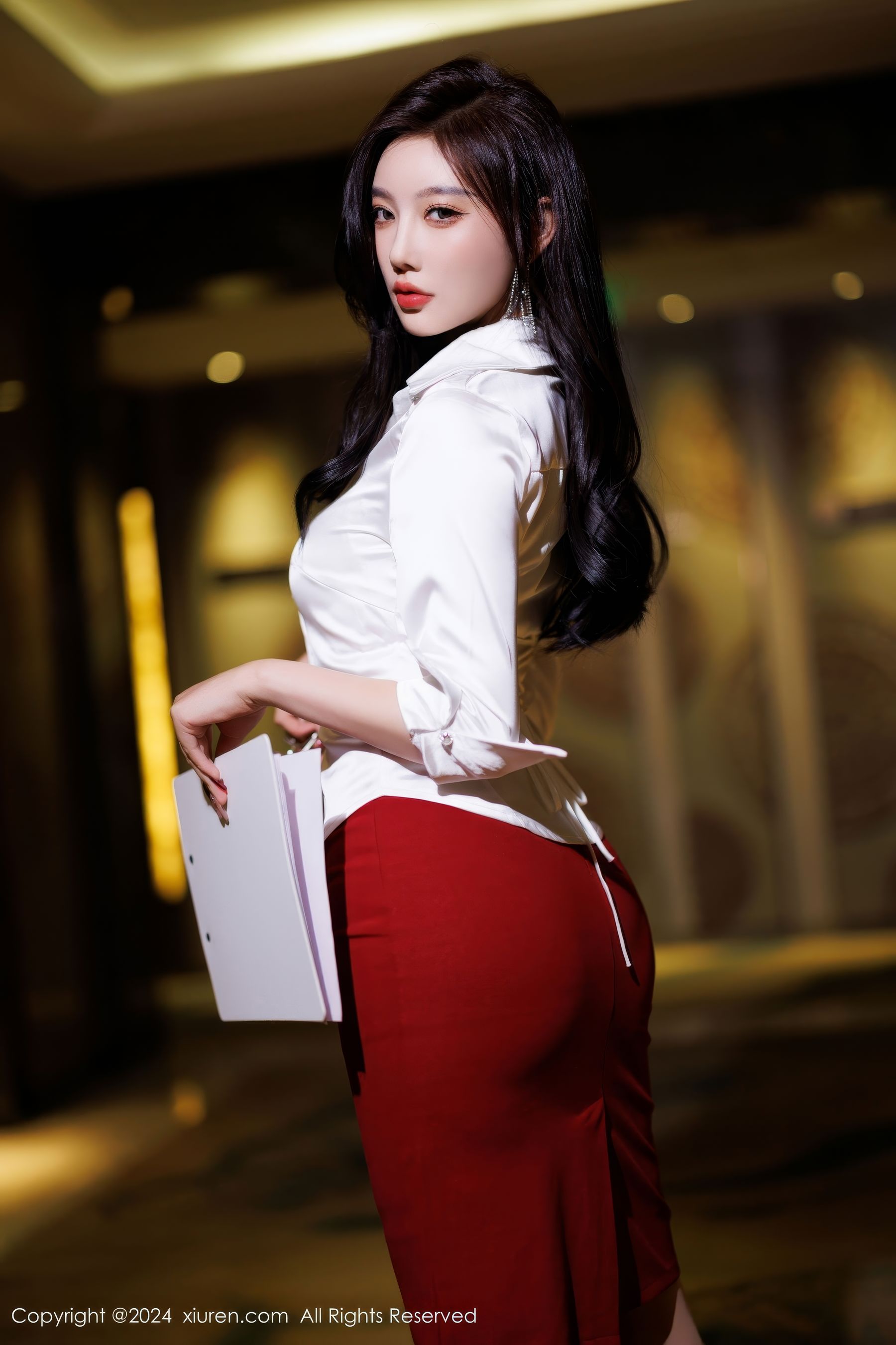 [秀人XiuRen] 2024.12.06 No.9565 杨晨晨Yome_第3张