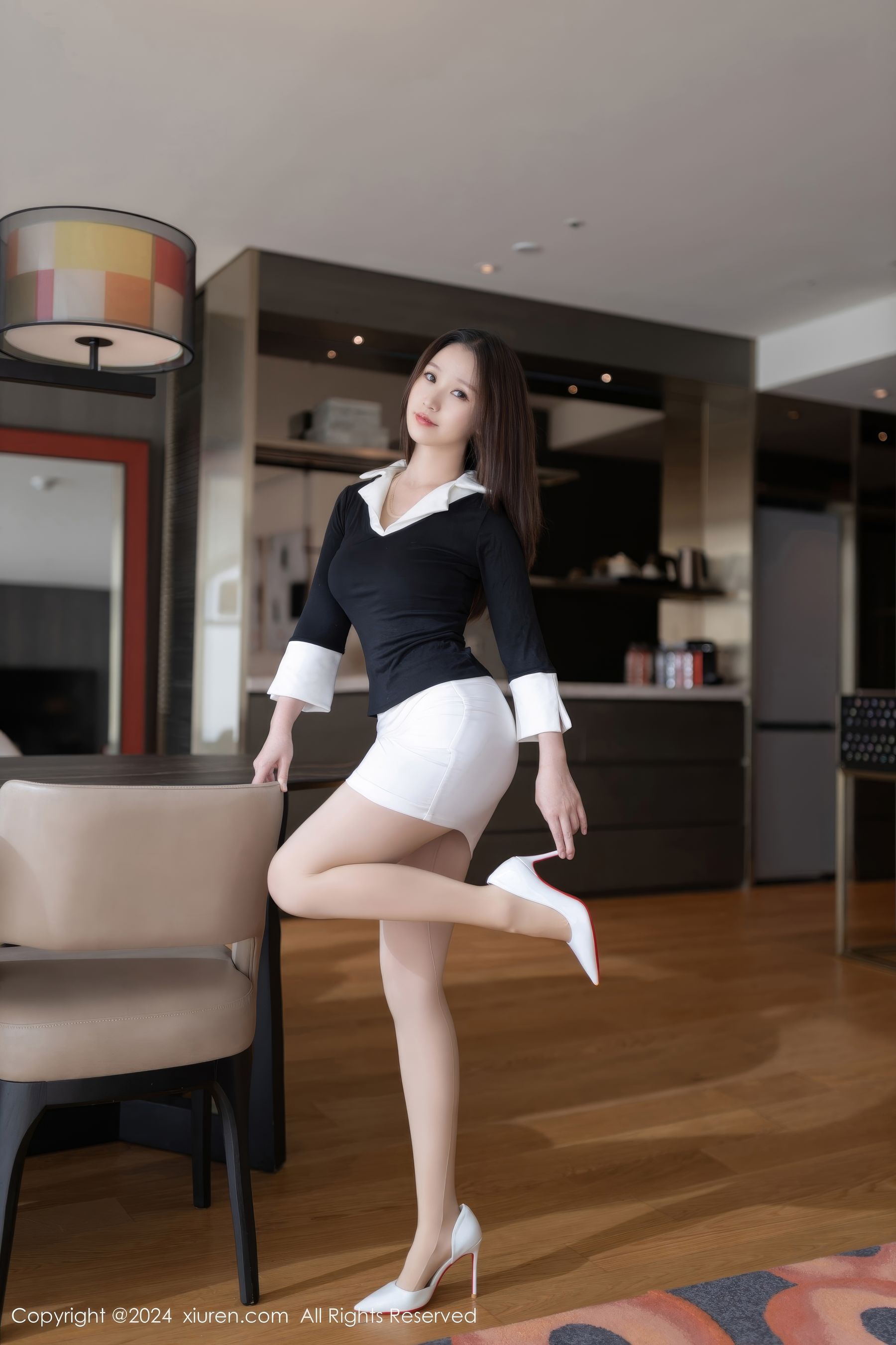 [秀人XiuRen] 2024.12.12 No.9587 杏子Yada_第1张