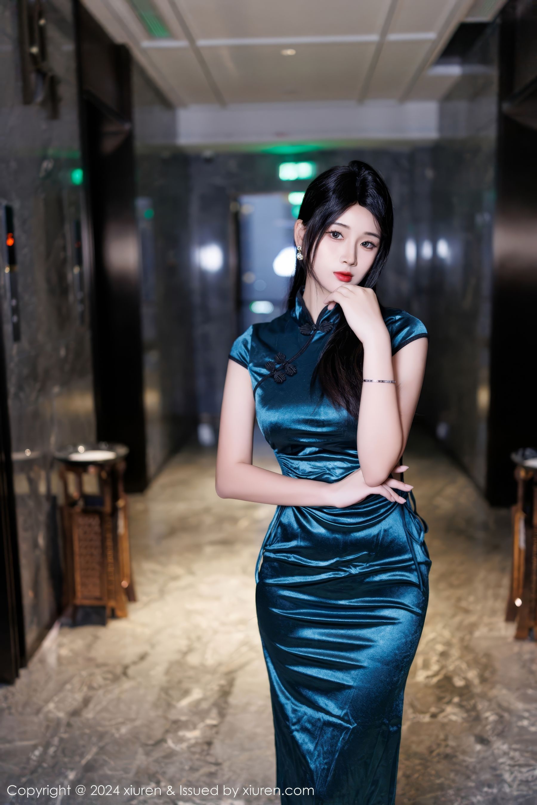 [秀人XiuRen] 2024.12.25 No.9653 南乔_第3张