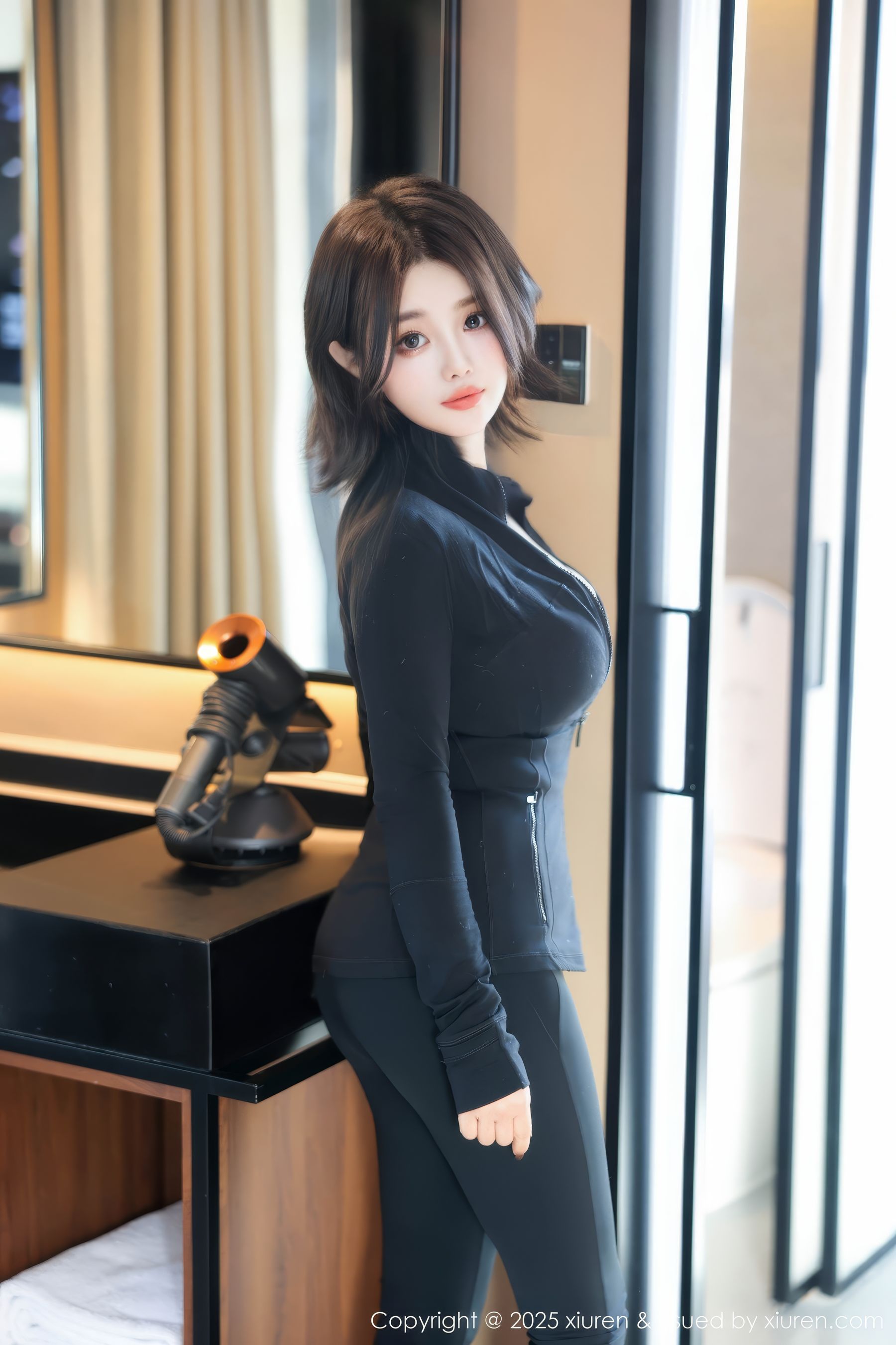 [秀人XiuRen] 2025.01.02 No.9694 M0nica_第3张