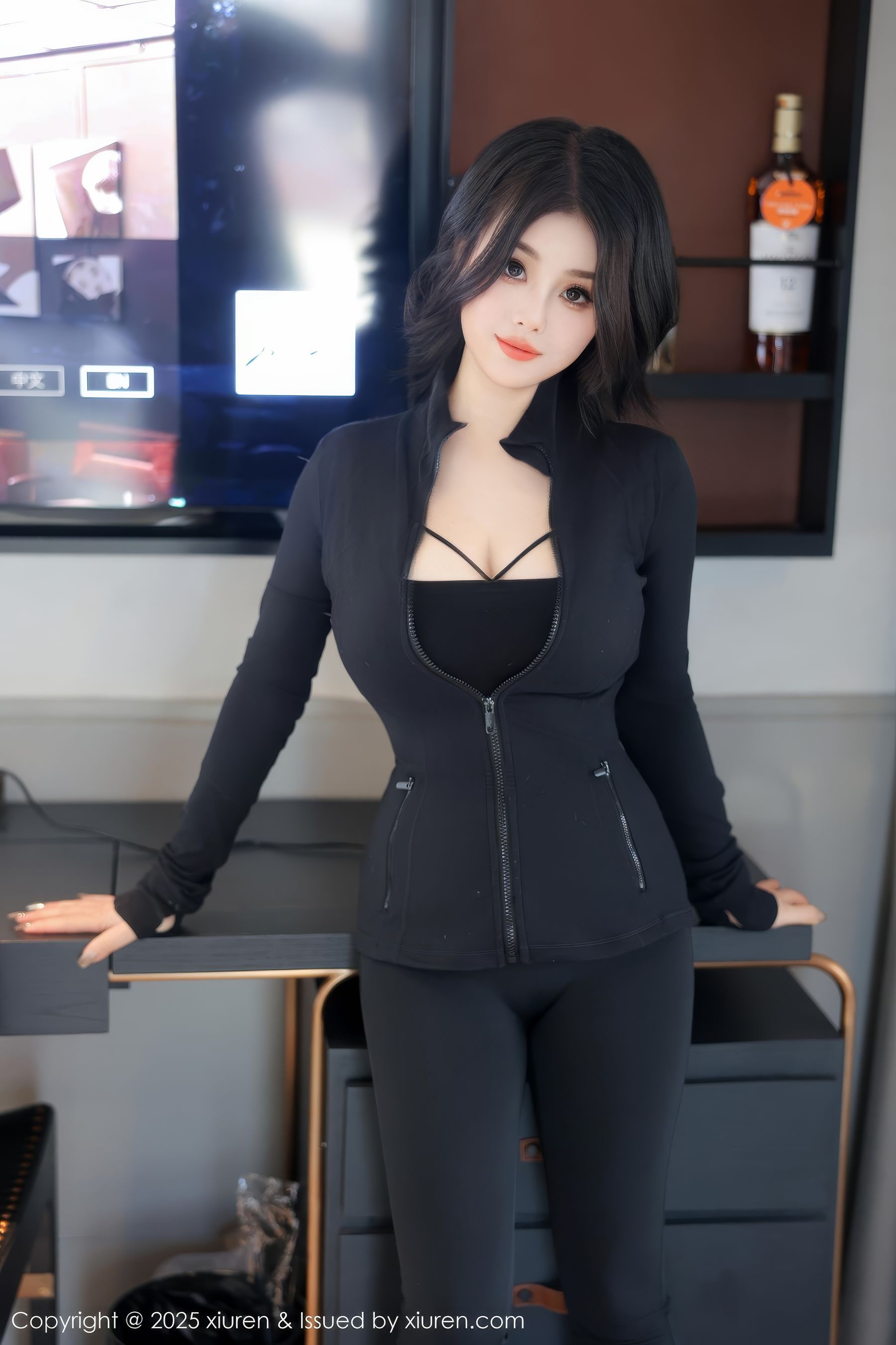 [秀人XiuRen] 2025.01.02 No.9694 M0nica_第4张