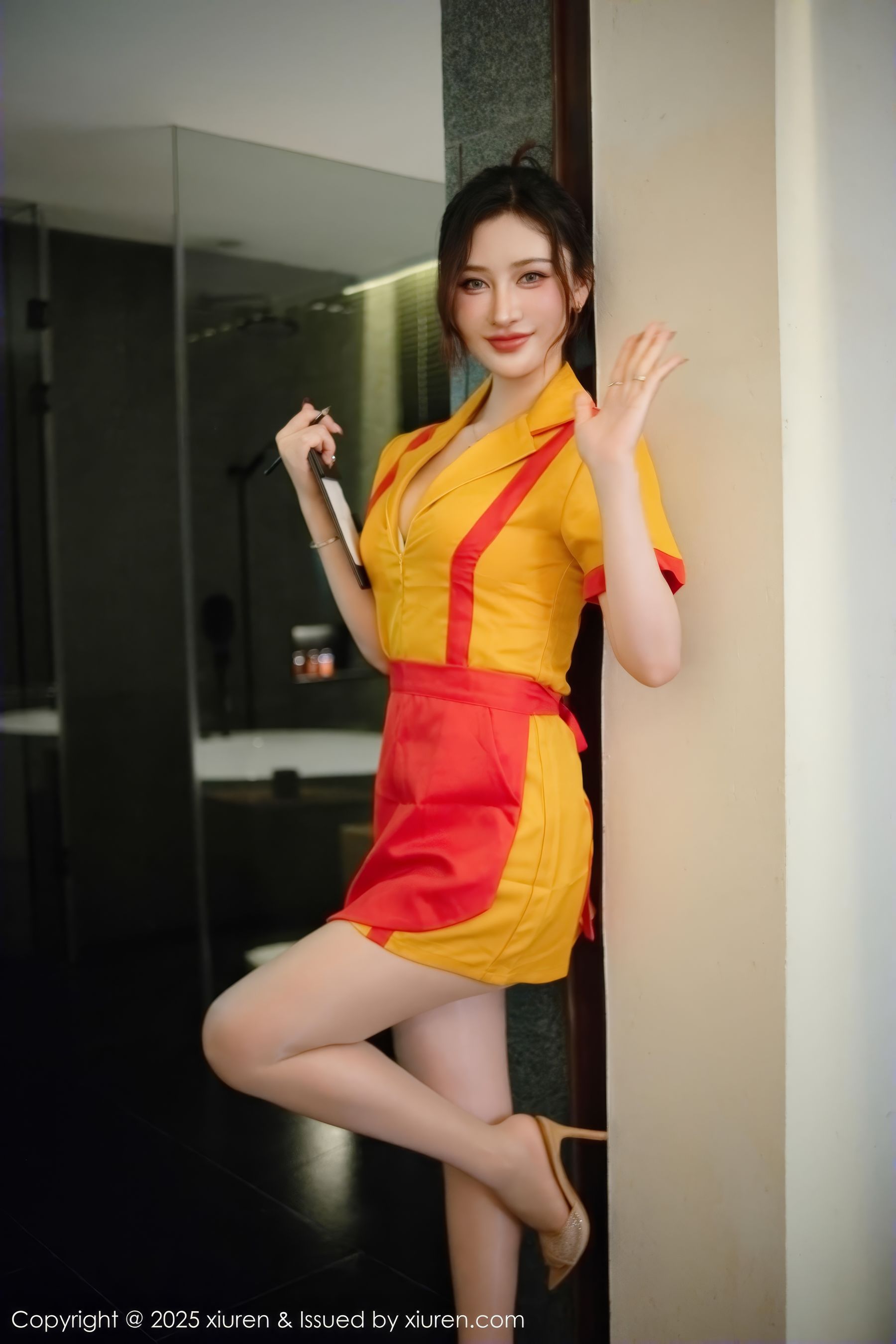 [秀人XiuRen] 2025.01.02 No.9695 蕾蕾醒了没_第2张