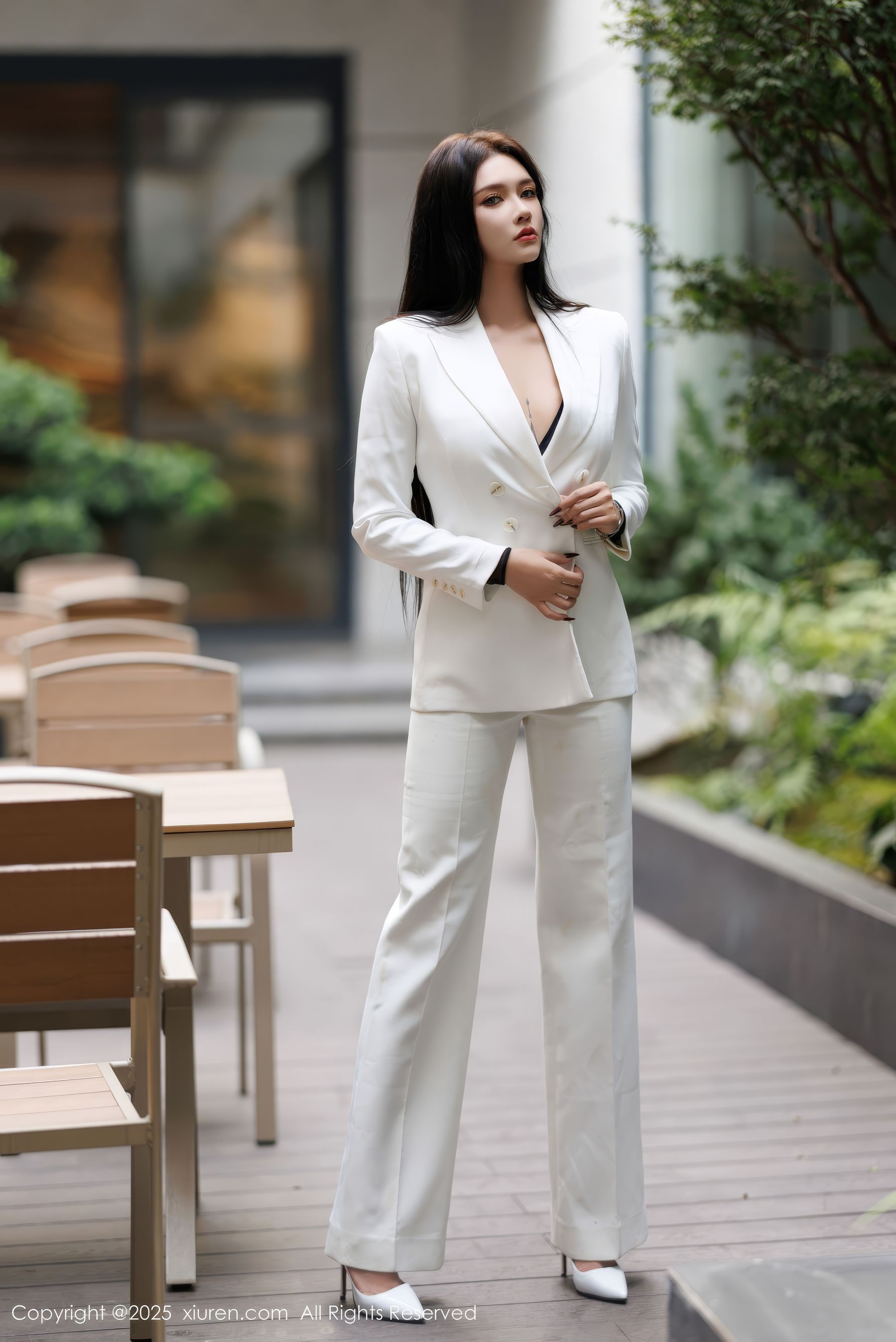 [秀人XiuRen] 2025.01.14 No.9755 娜比_第1张