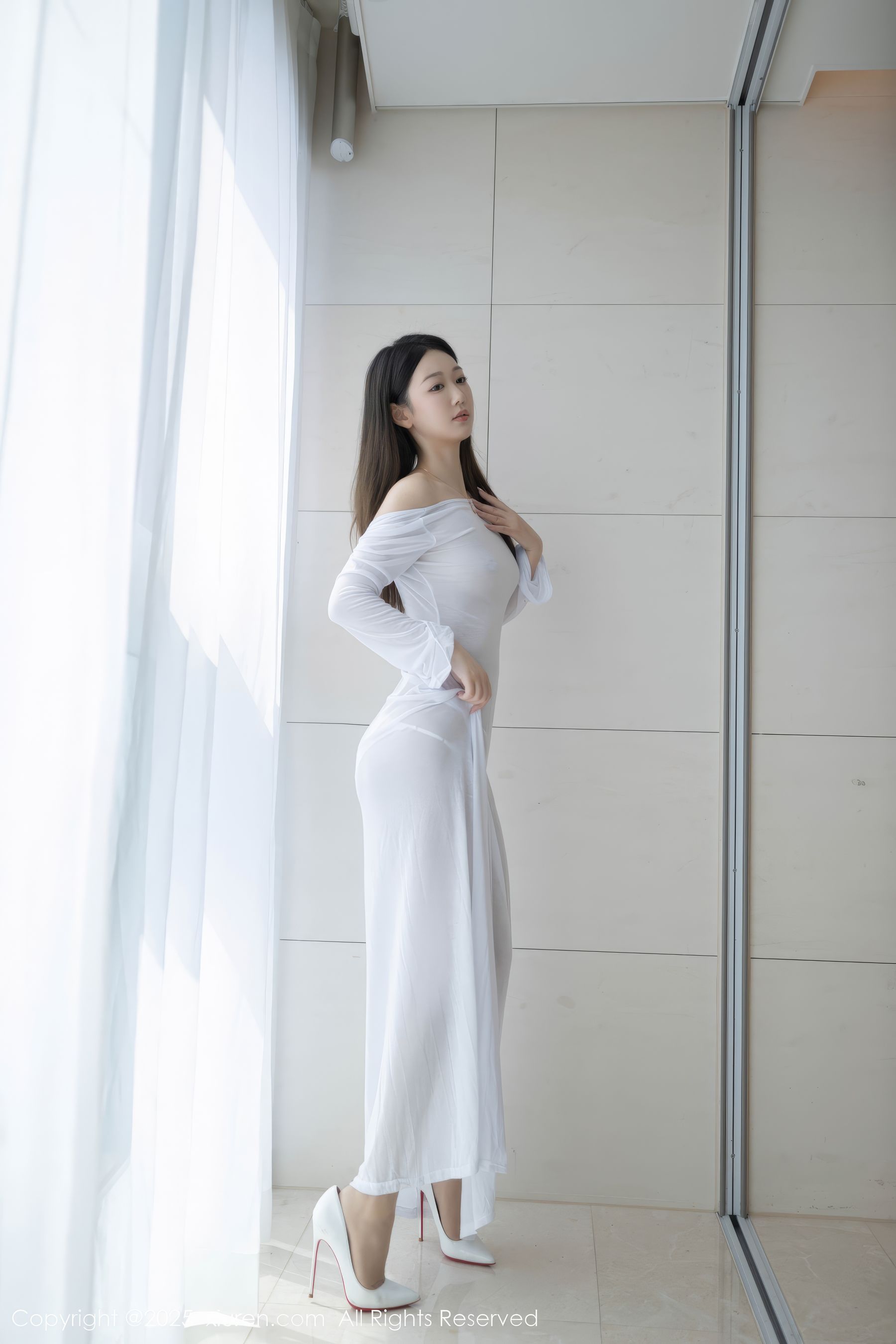 [秀人XiuRen] 2025.02.05 No.9840 唐安琪_第4张