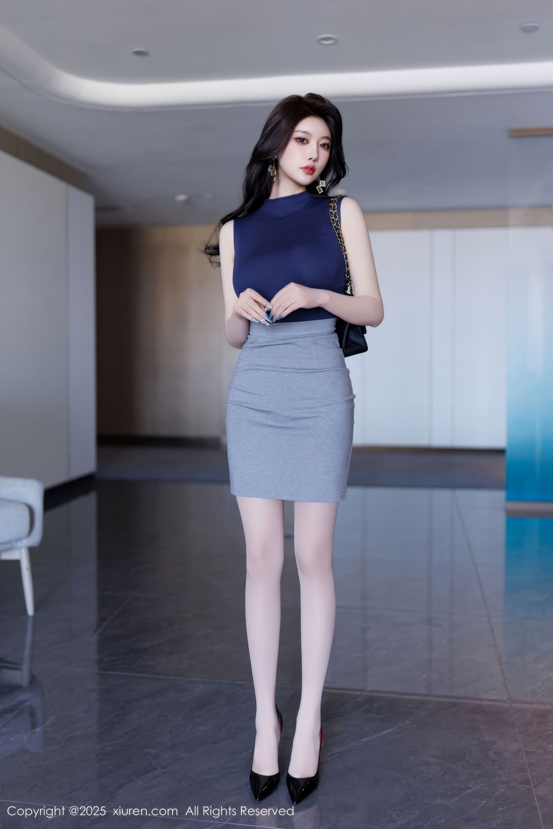 [秀人XiuRen] 2025.02.08 No.9857 杨晨晨Yome_第1张