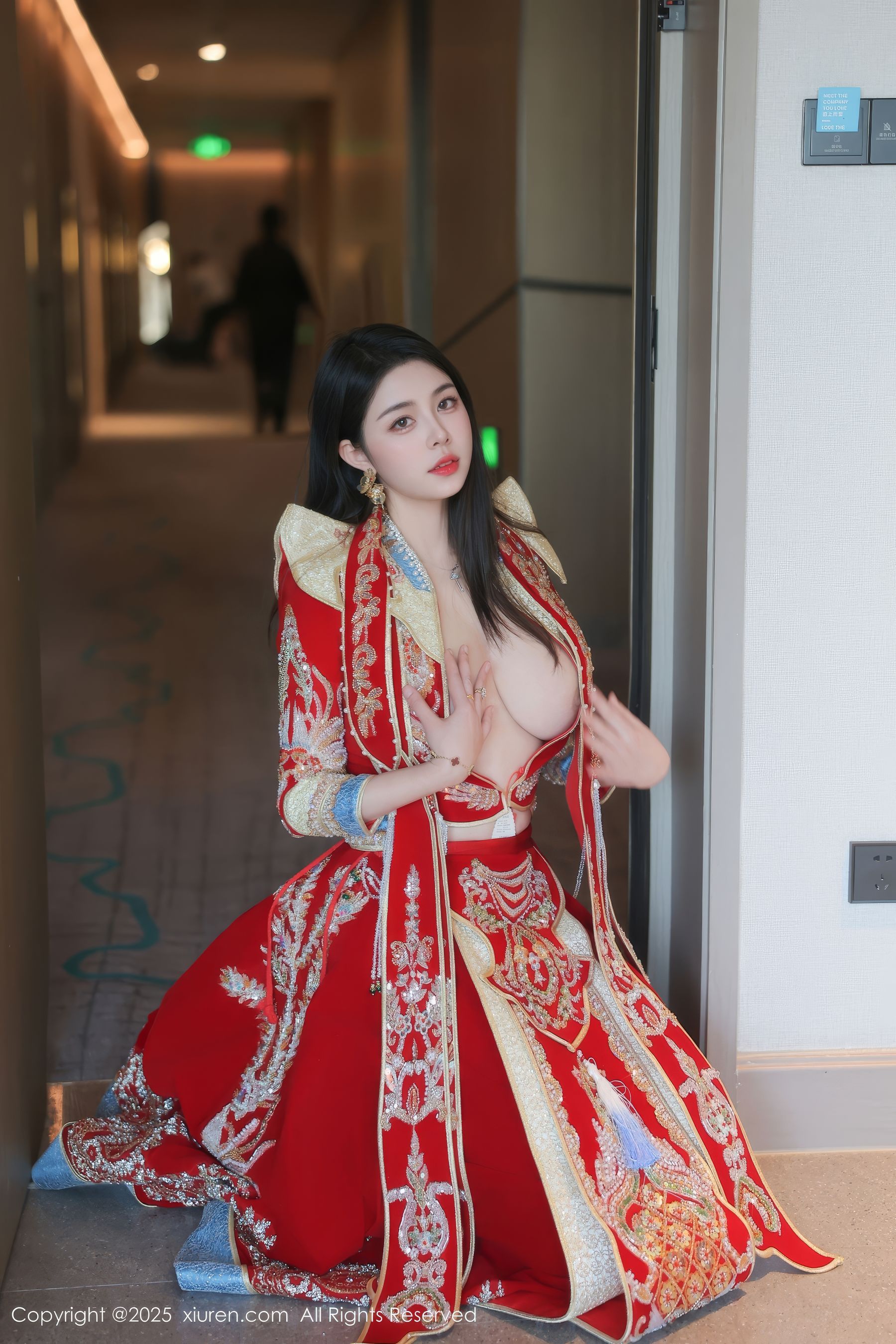 [秀人XiuRen] 2025.02.11 No.9869 林若凡F_第3张