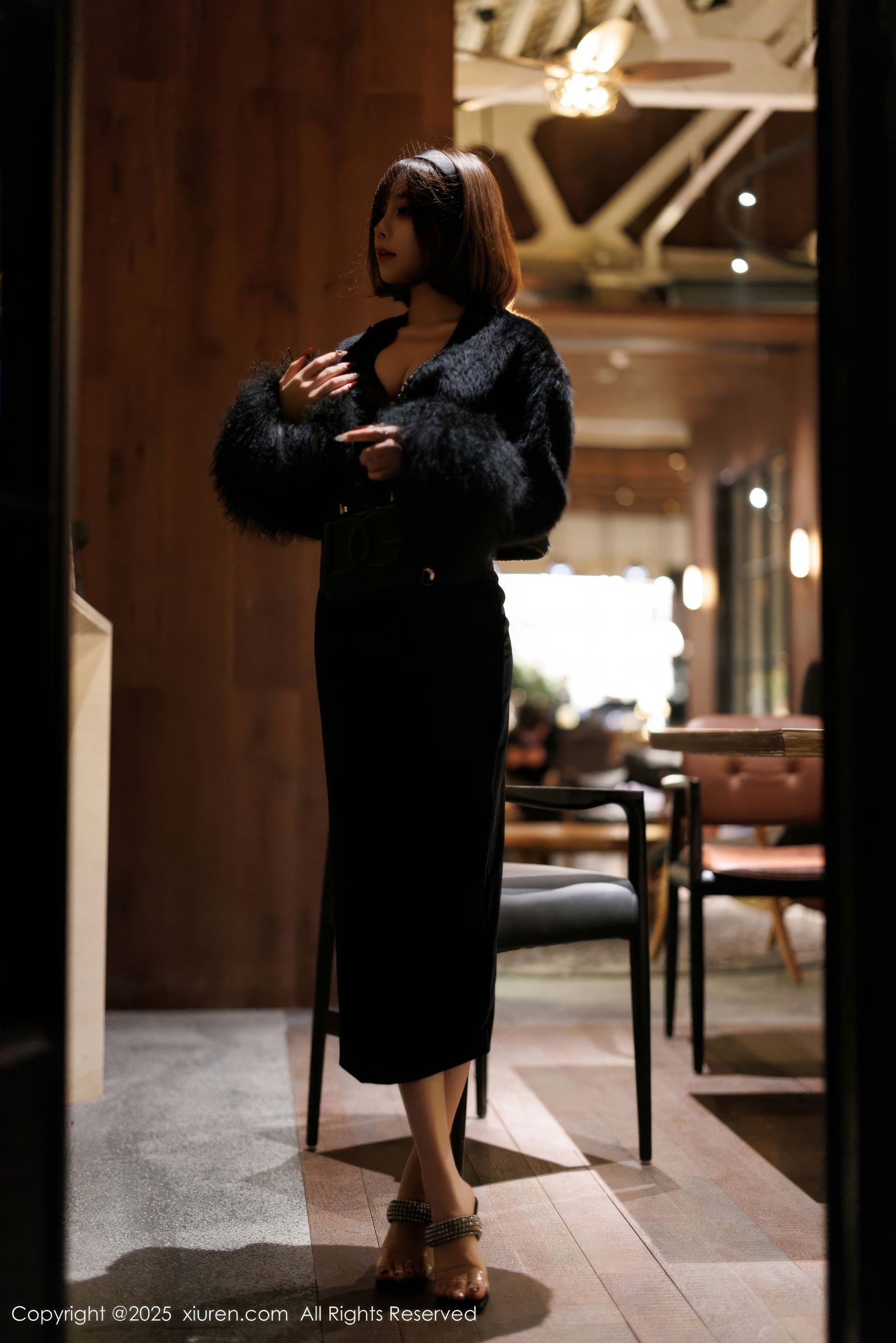 [秀人XiuRen] 2025.02.13 No.9880 徐莉芝Booty_第2张