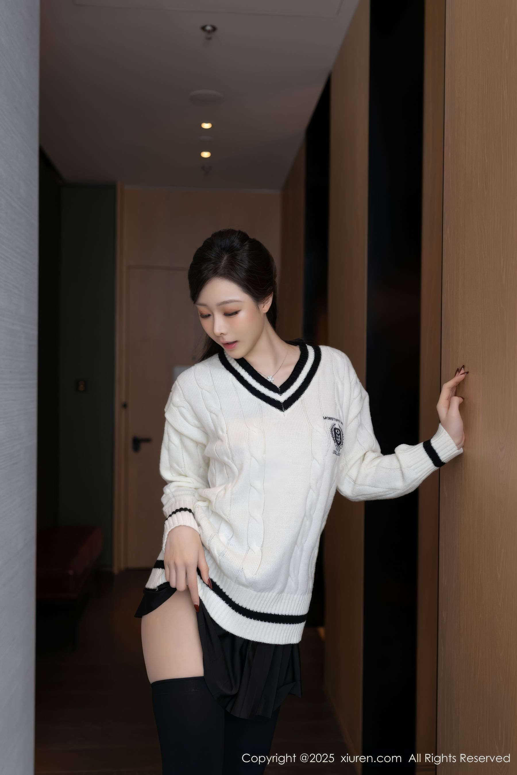 [秀人XiuRen] 2025.03.07 No.9986 小逗逗_第4张