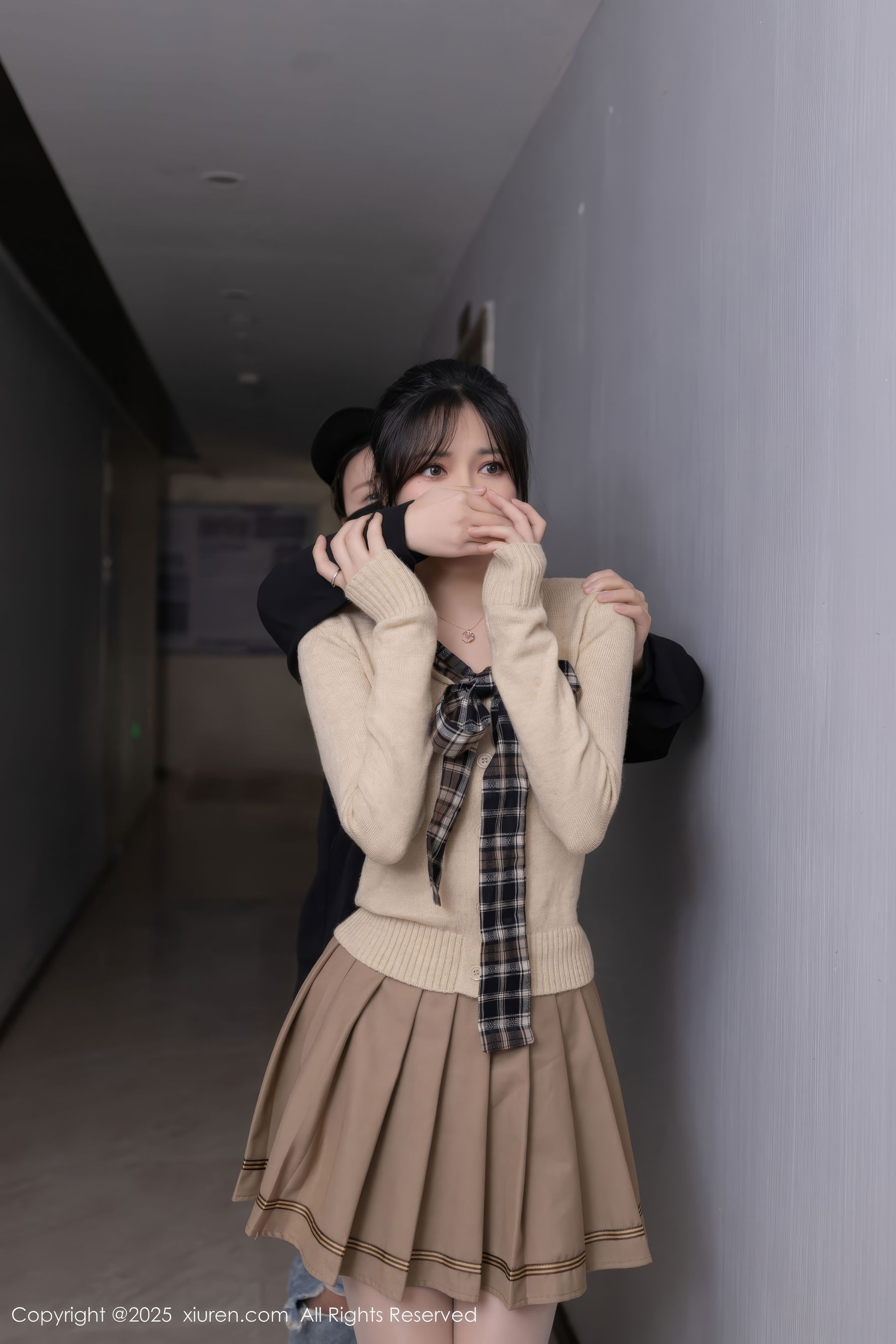 [秀人XiuRen] 2025.03.07 No.9988 鱼子酱Fish_第3张