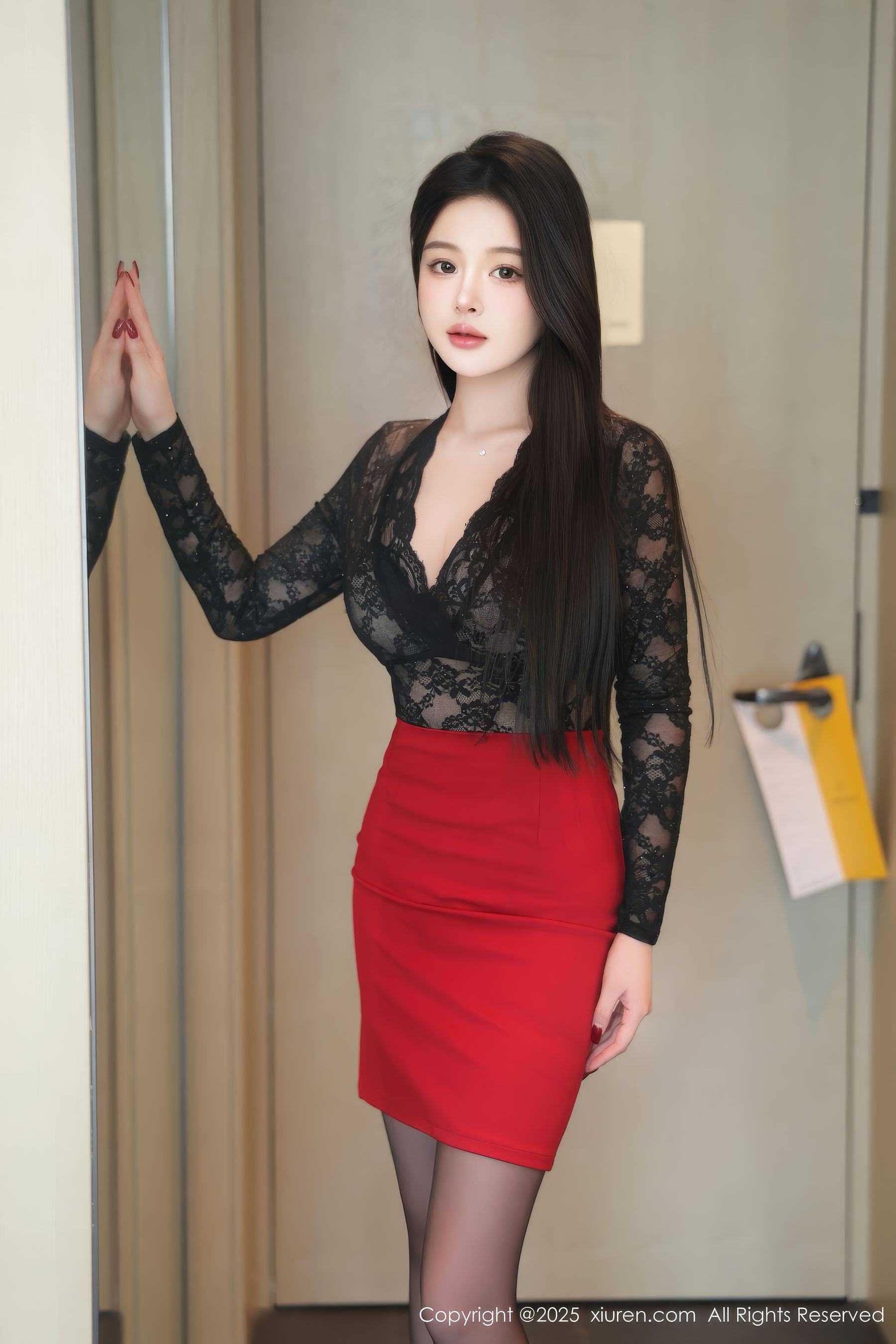 [秀人XiuRen] 2025.03.13 No.10007 温妮_第1张