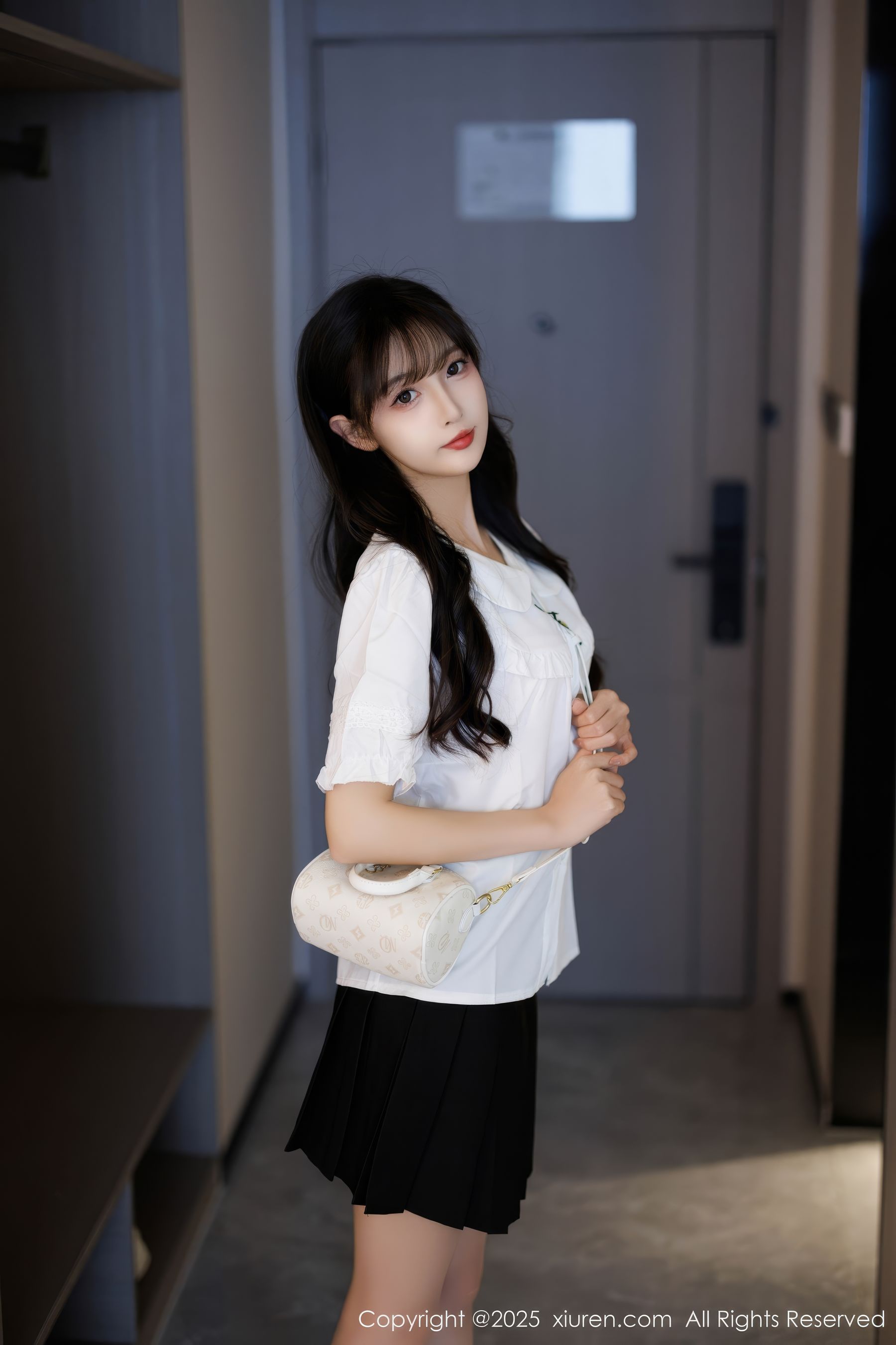 [秀人XiuRen] 2025.03.25 No.10067 樱桃小阑子_第3张