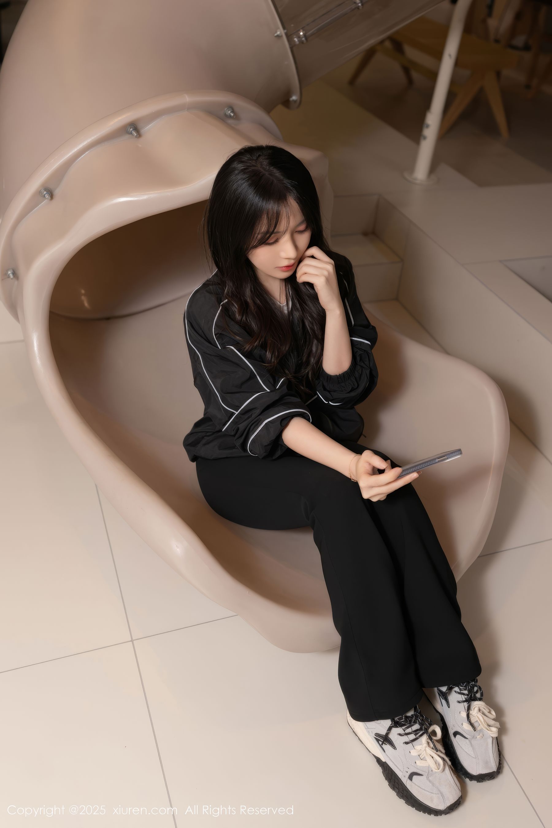 [秀人XiuRen] 2025.04.03 No.10112 鱼子酱Fish_第1张