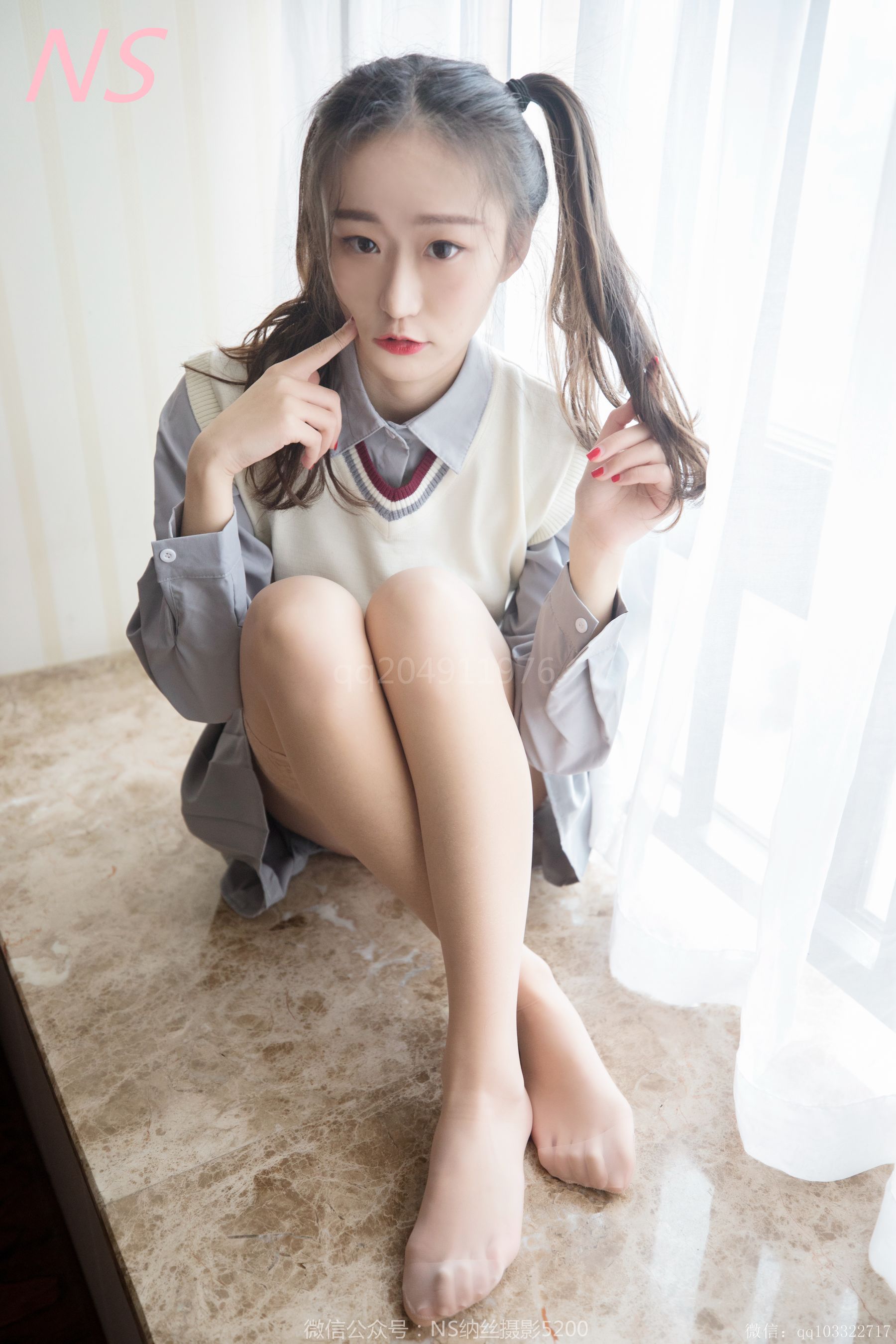 [纳丝摄影]  小云的丝袜玉足_第3张