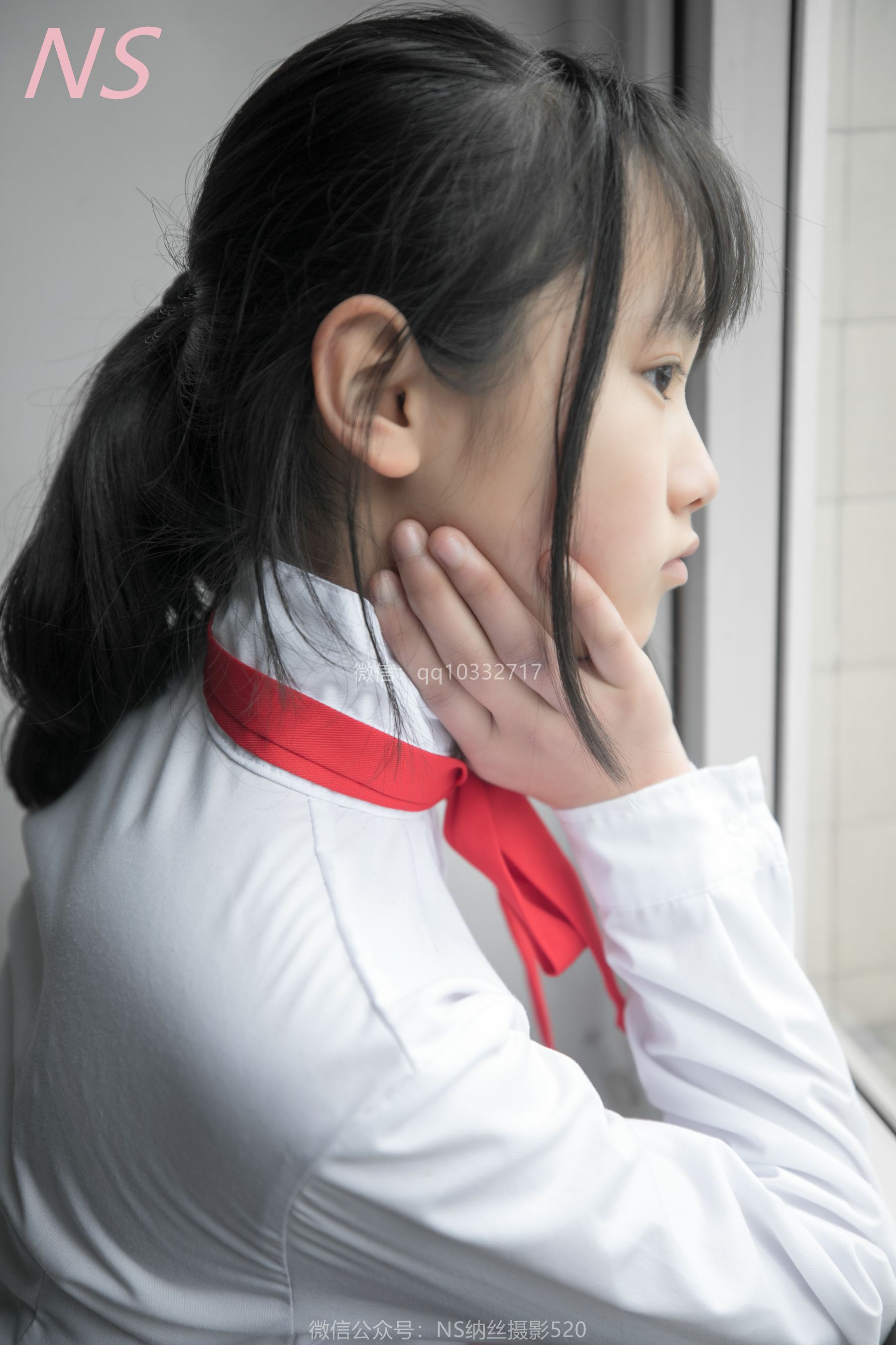 [纳丝摄影]  小莉 红色超短裙肉丝诱惑_第1张