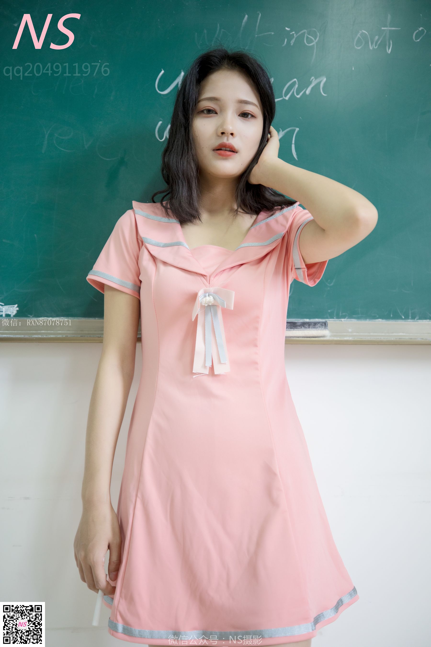 [纳丝摄影]  小蝴蝶 纯纯的丝袜帆布鞋_第2张