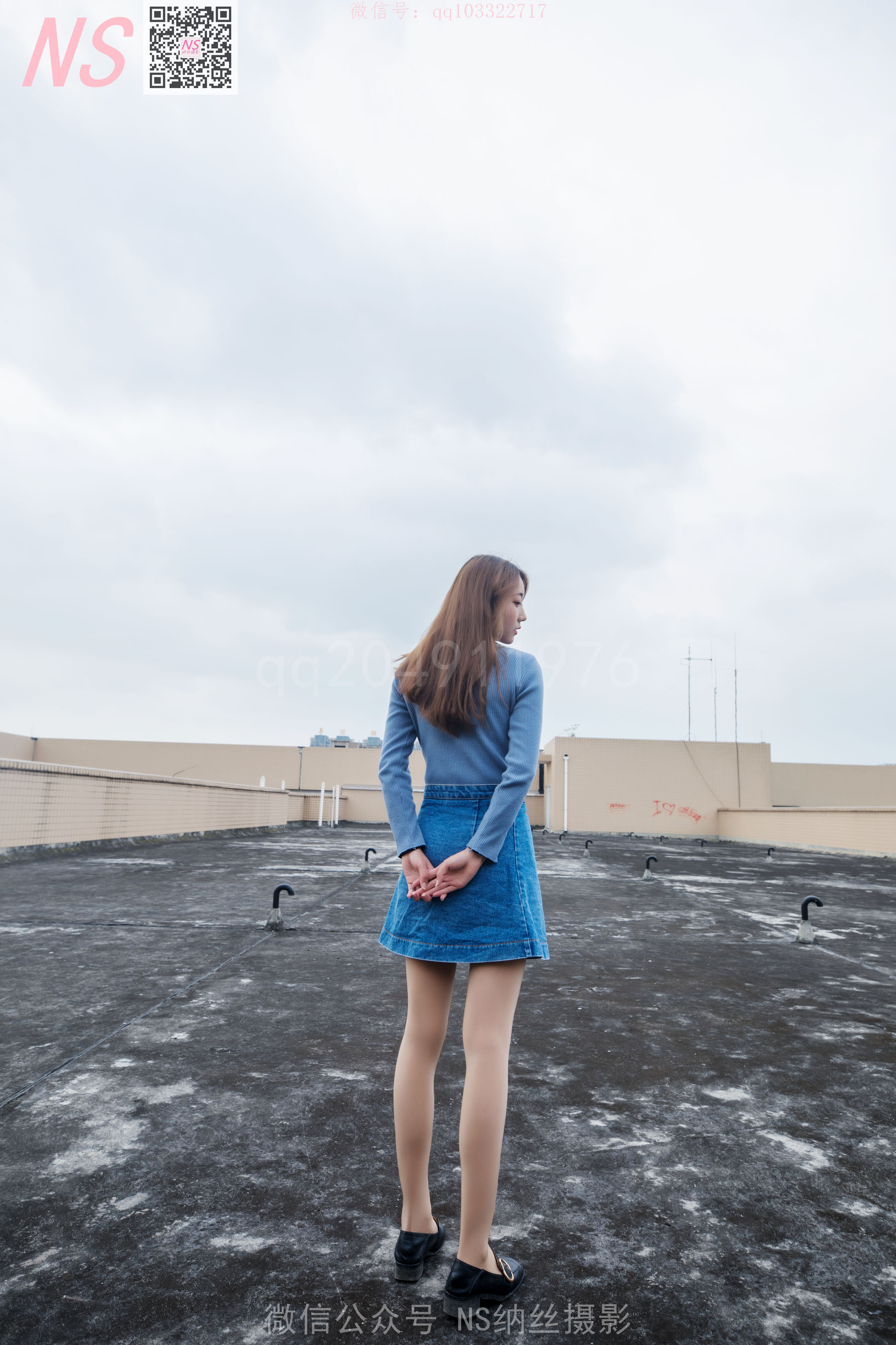 [纳丝摄影]  舒怡 女神天台肉色丝袜_第3张