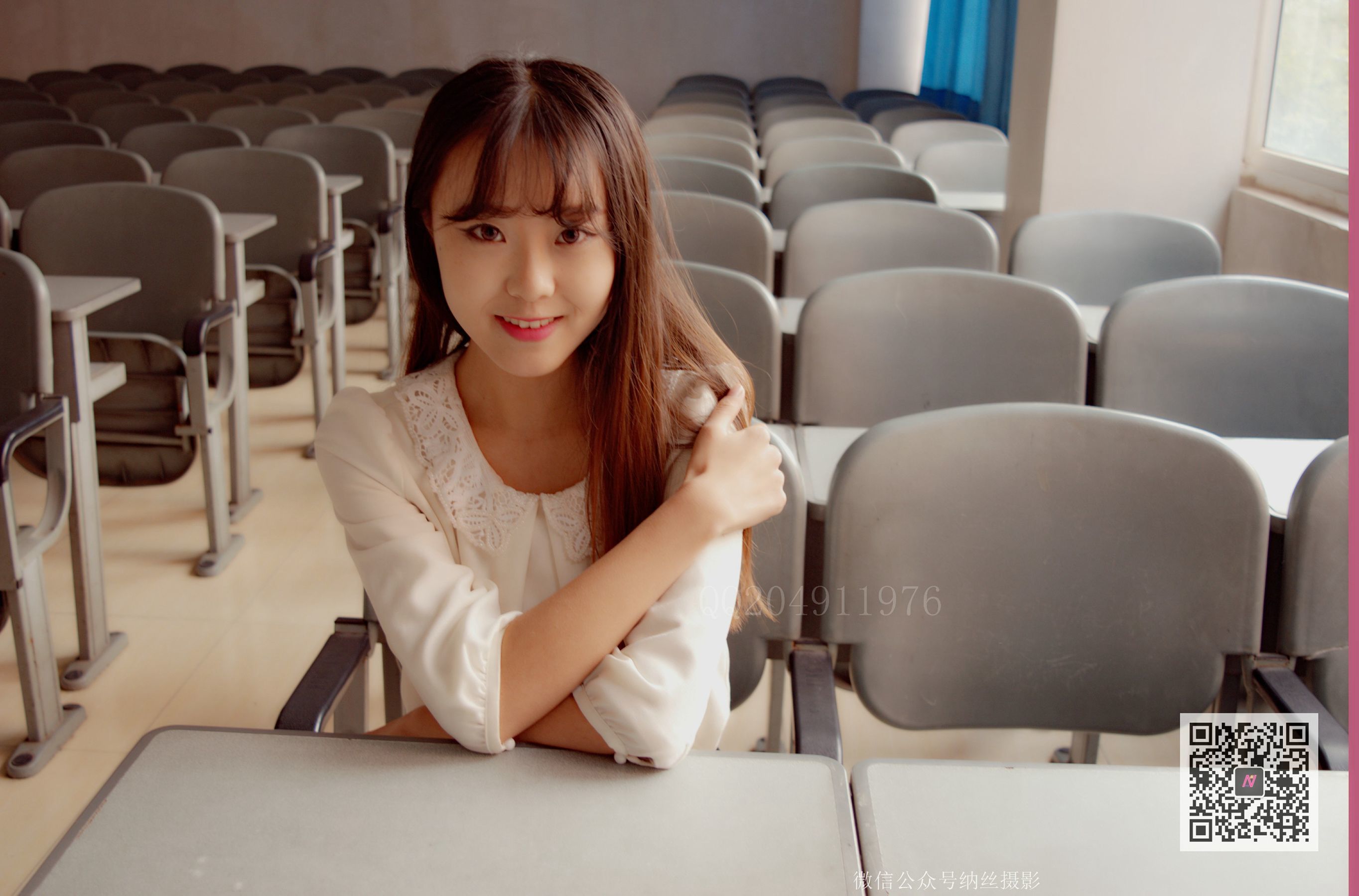 [纳丝摄影] NO.021 吴雪儿 清纯少女教室黑丝_第4张