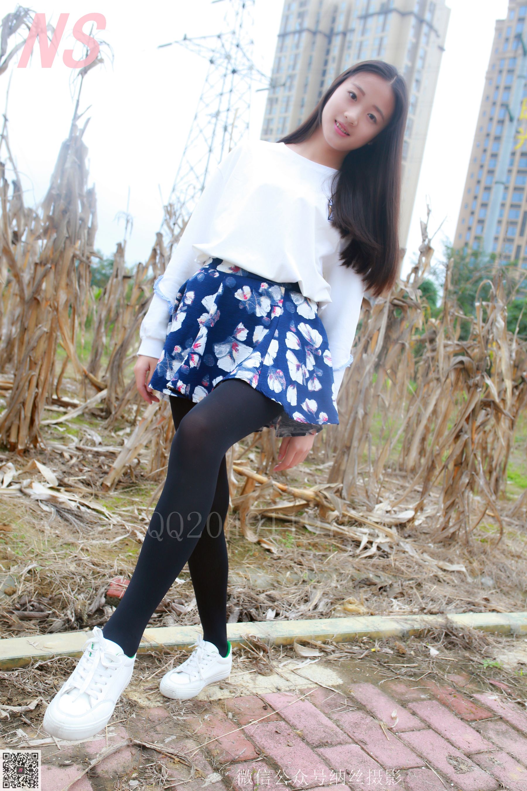 [纳丝摄影] NO.061 陈暖阳 牛仔短裤黑丝_第1张