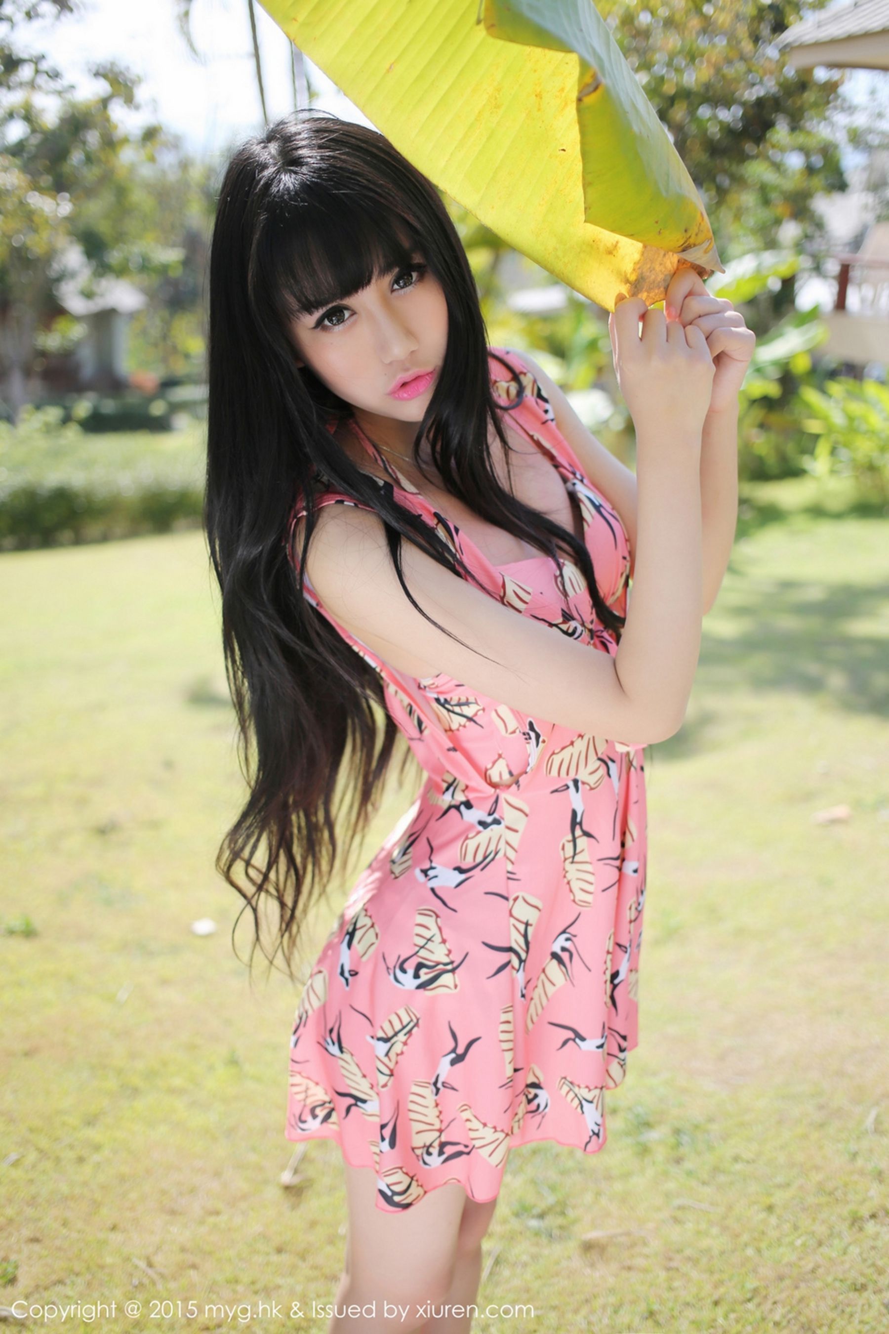 杨晓青儿《极品清新短裙+内衣外拍》 [美媛馆MyGirl] Vol.093_第2张