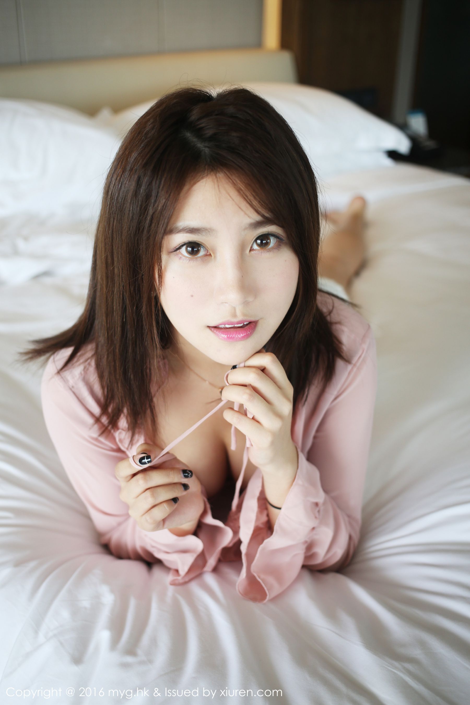 许诺Sabrina《楚楚可人、娇艳欲滴的女神》 [美媛馆MyGirl] Vol.223_第3张