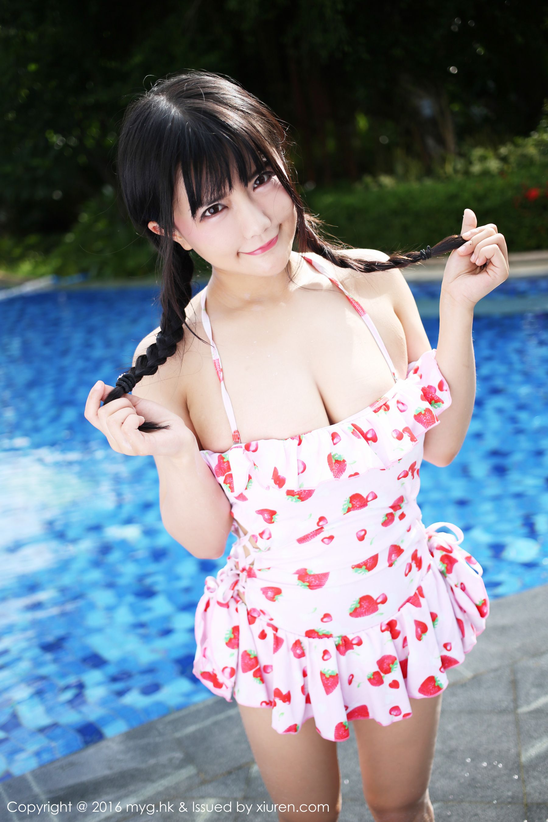 崔乖艺《成都巨乳新人妹子》 [美媛馆MyGirl] Vol.230_第1张