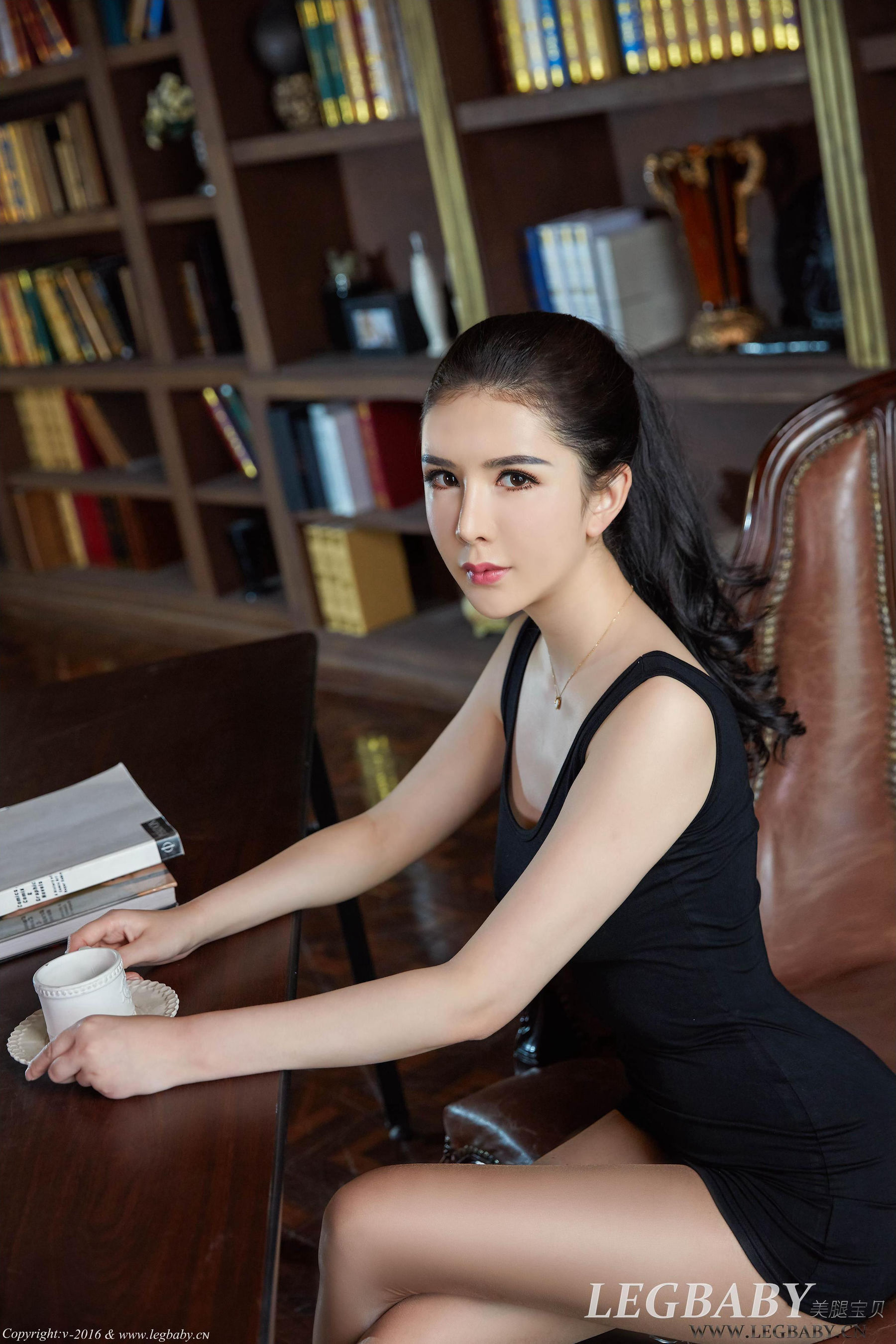 李丽莎《完美女神》 [Legbaby美腿宝贝] V021_第1张