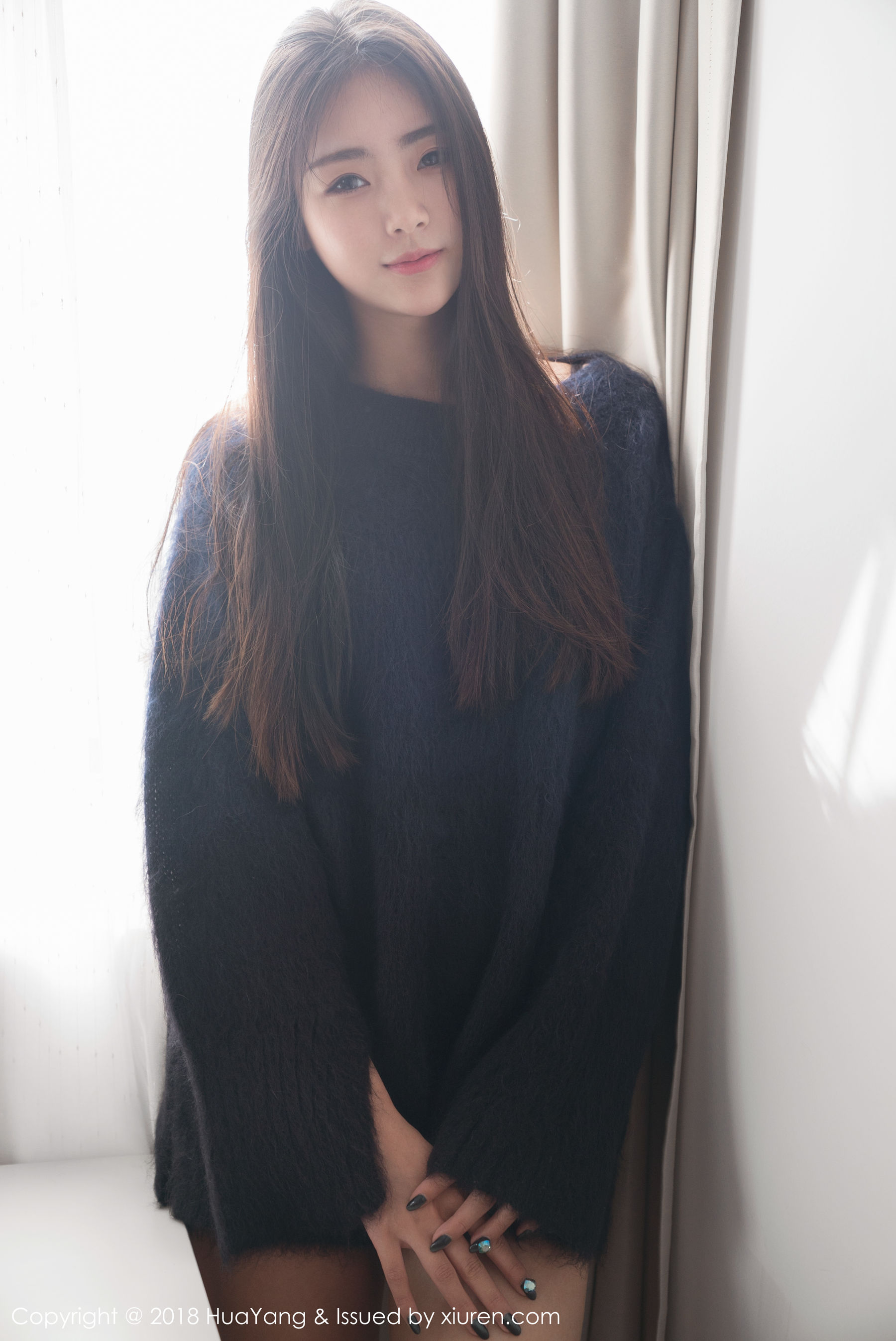 可樂Vicky《毛衣+白衬衫》 [花漾HuaYang] Vol.027_第4张