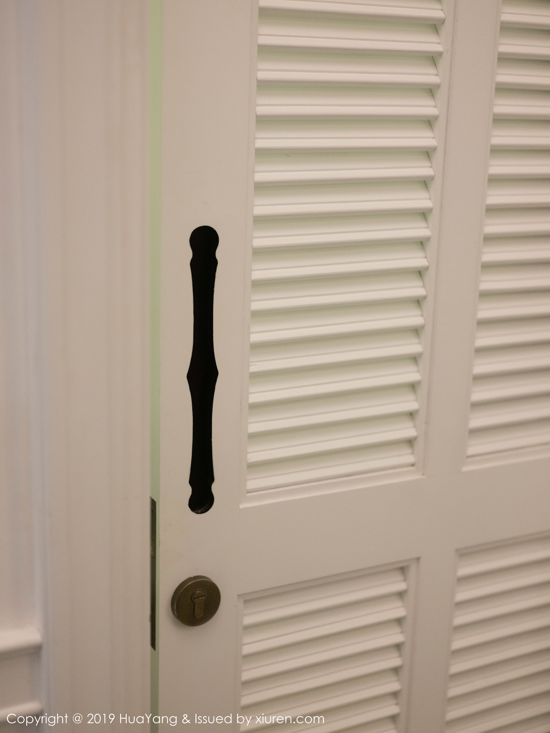 [花漾HuaYang] Vol.188 奶瓶土肥圆矮挫丑黑穷_第1张