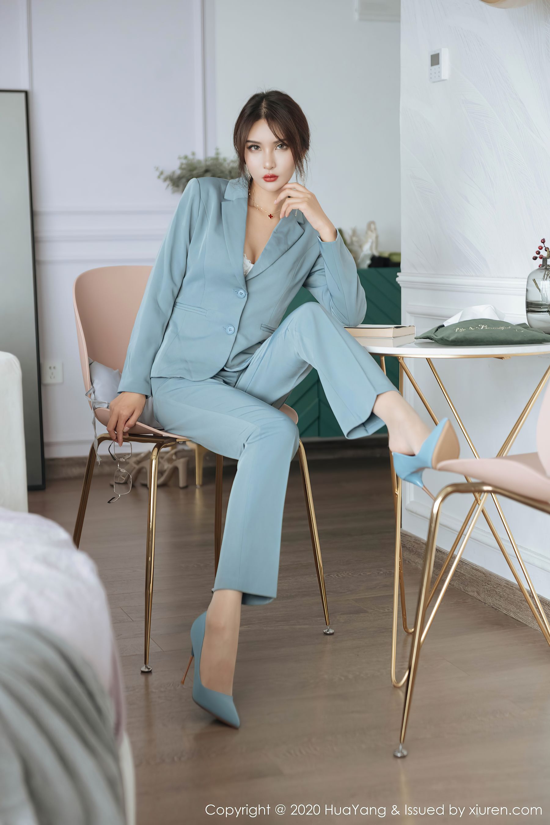 [花漾HuaYang] Vol.295 Emily顾奈奈_第3张