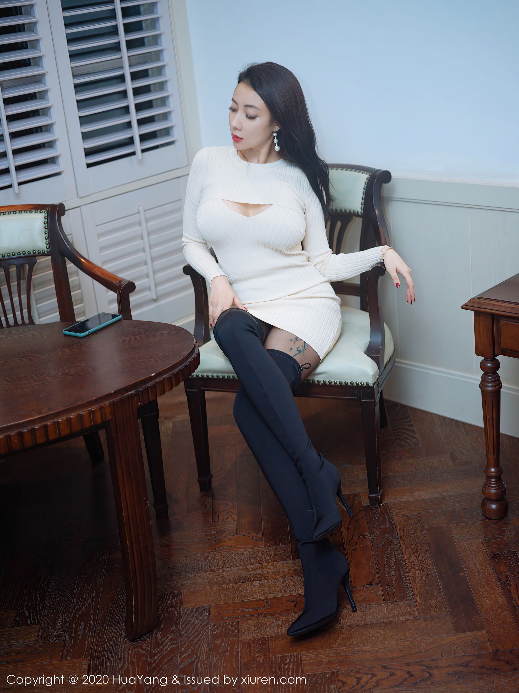 [花漾HuaYang] Vol.331 果儿Victoria_第1张