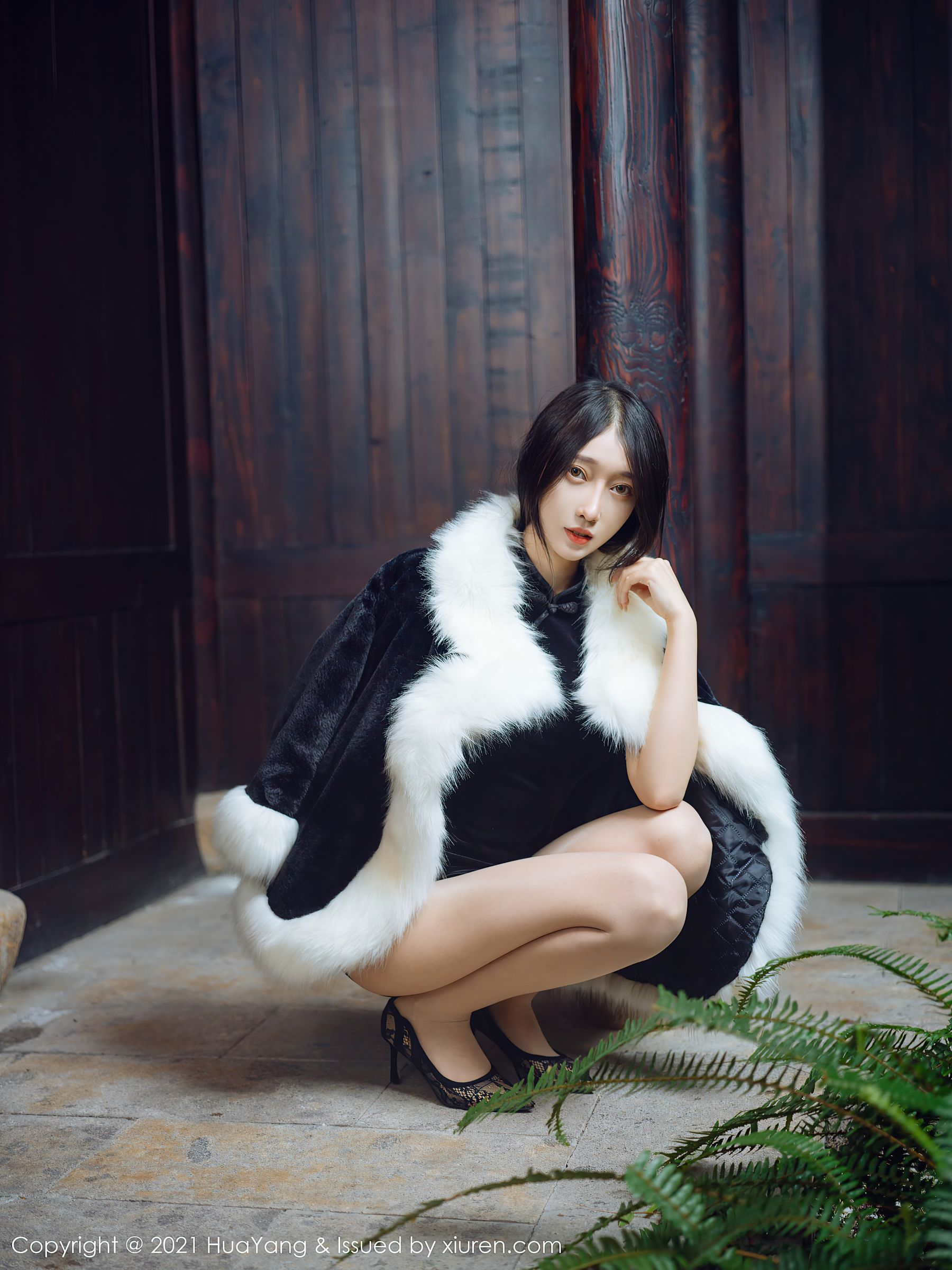 [花漾HuaYang] VOL.353 玥儿玥er_第1张