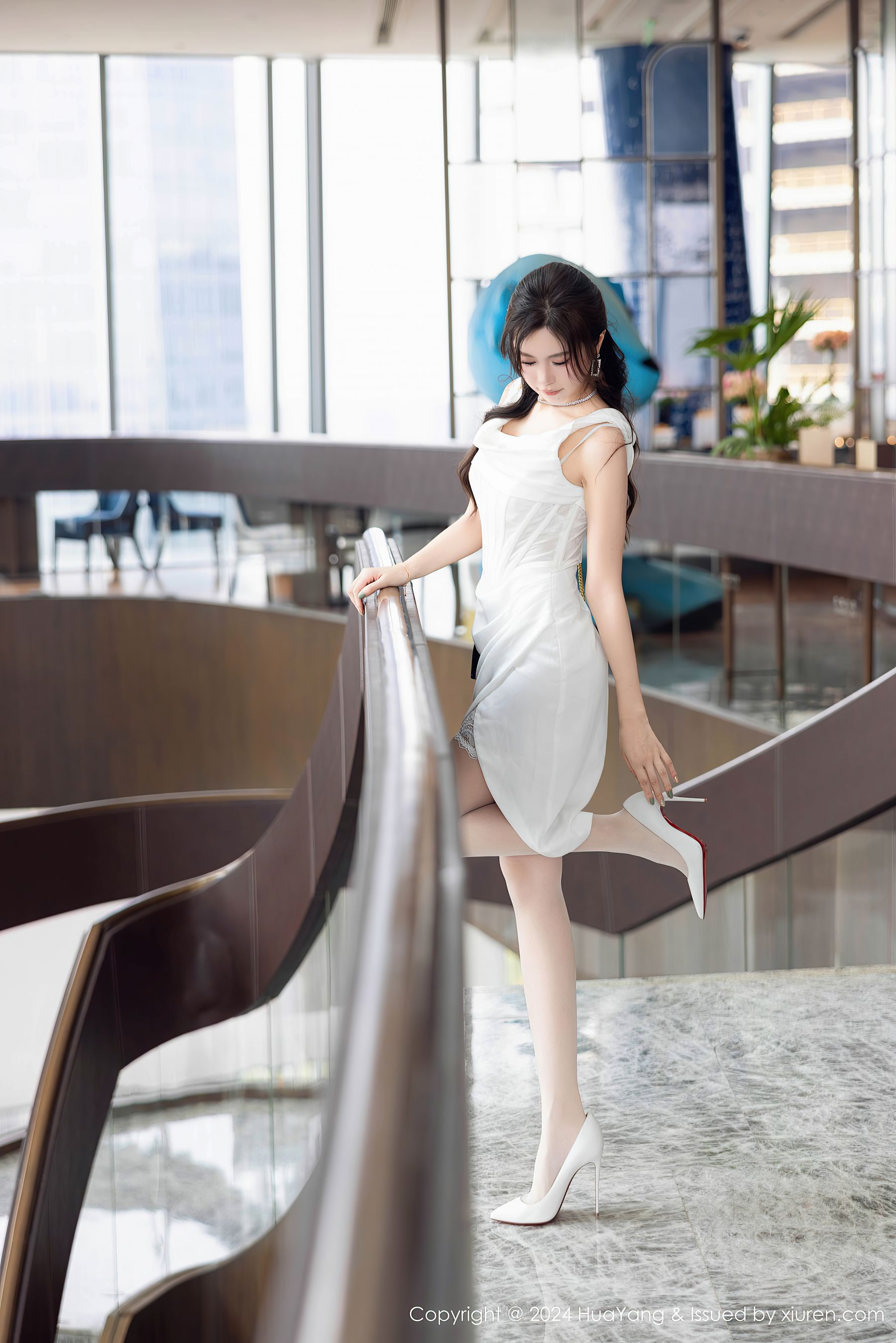 [HuaYang]花漾 2024.10.12 Vol.612 绮里嘉ula_第4张