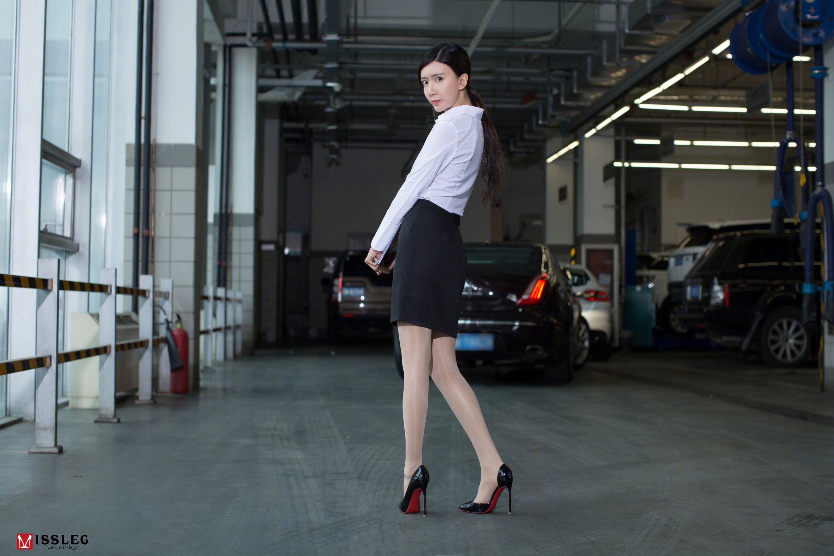 [蜜丝MISSLEG] V005 赵智妍《试车体验》_第4张