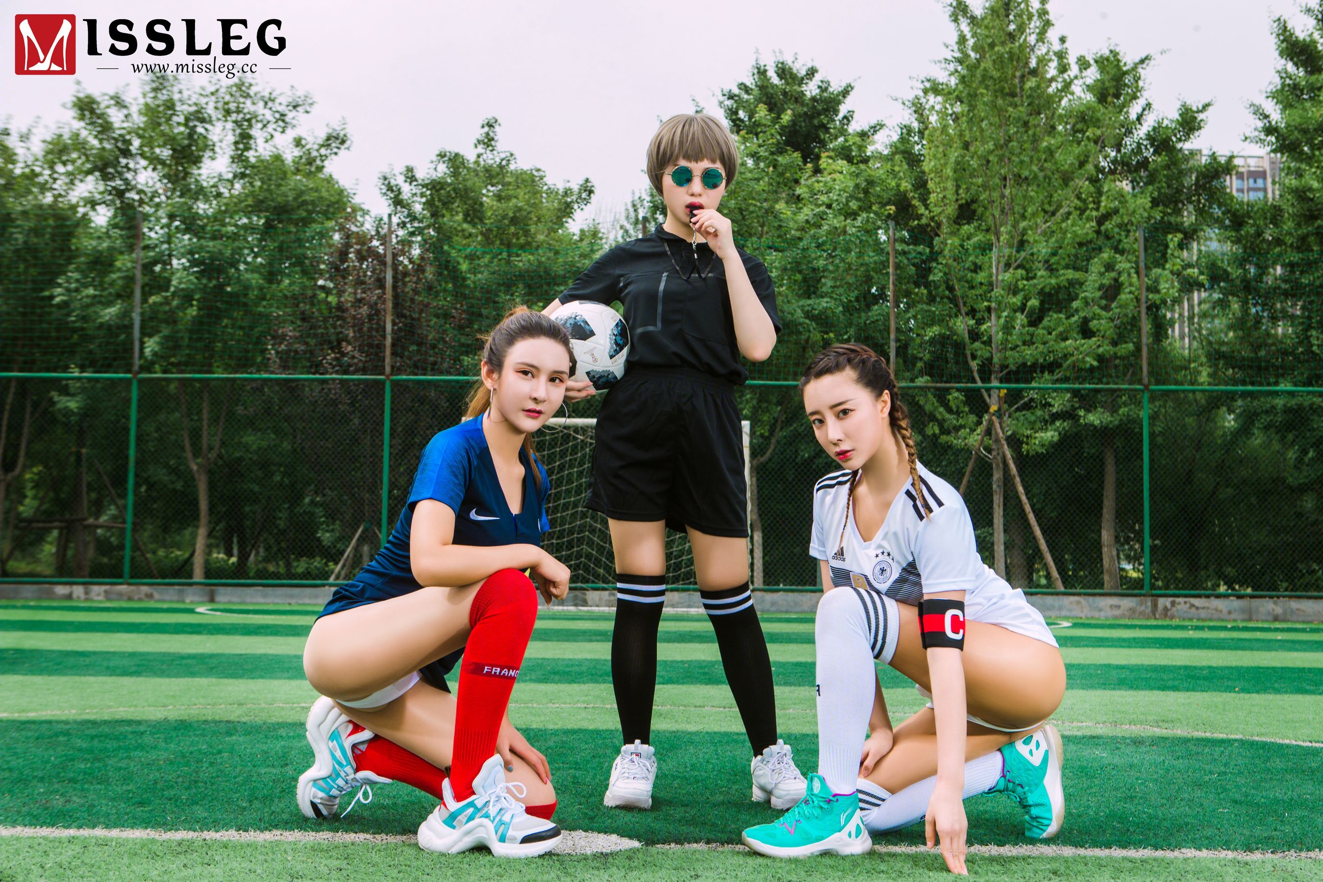 [蜜丝MISSLEG] V018 尹菲&关木春&筱慧 《世界杯1》_第1张