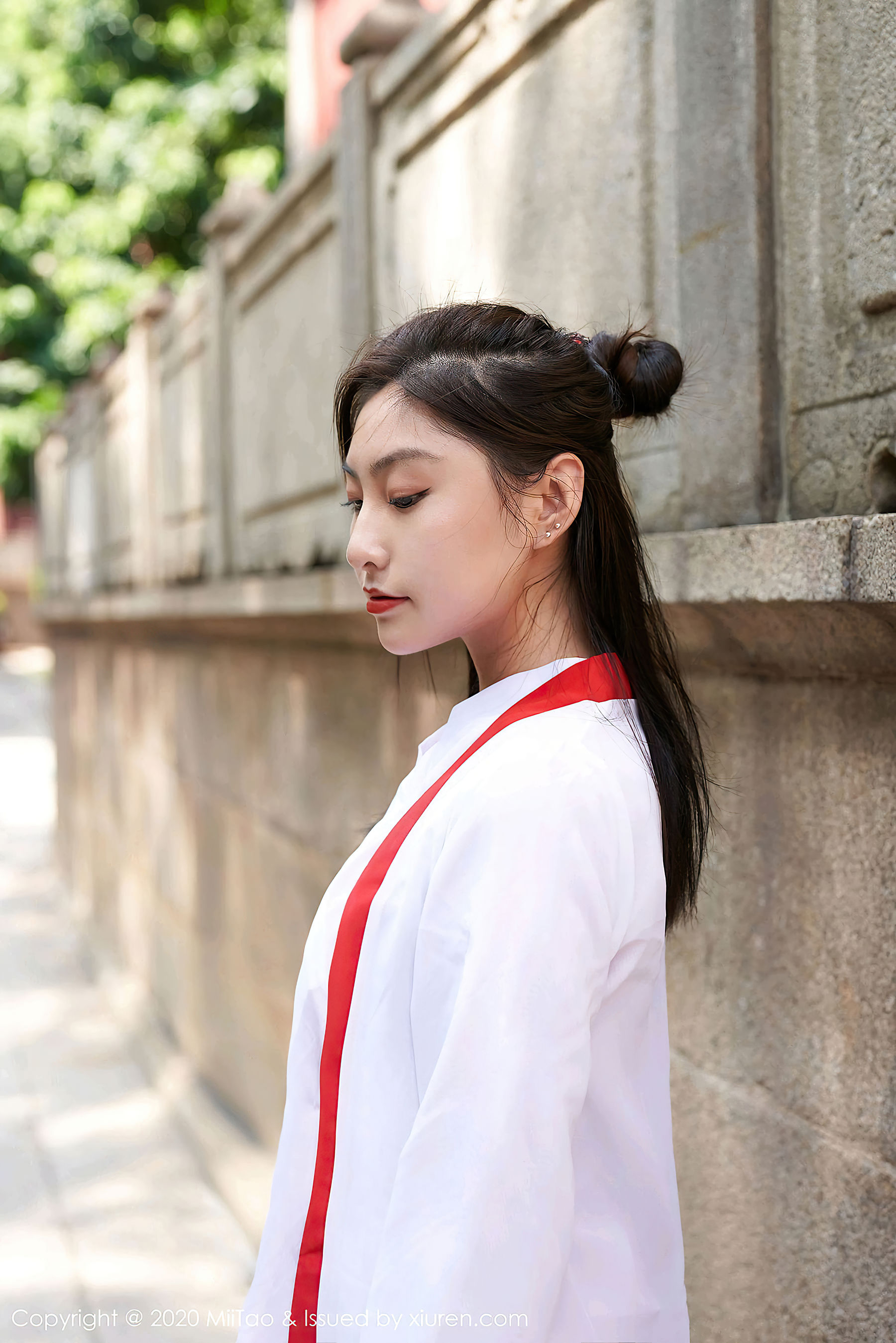 [蜜桃社MiiTao] VOL.142 茵茵简_第3张