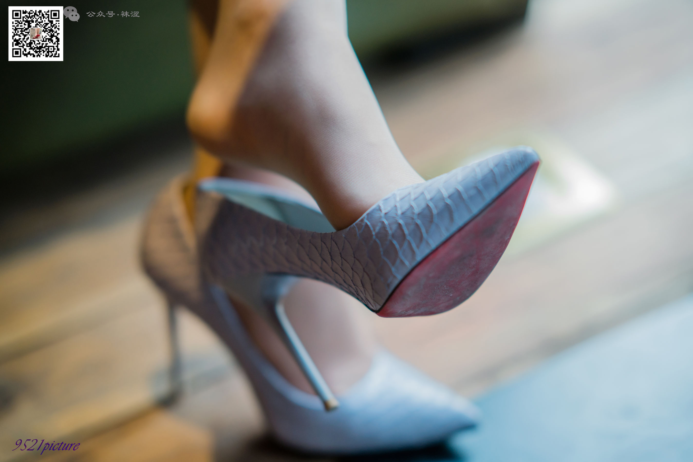 [袜涩] VOL.014  新模瑞拉咖啡店_第1张