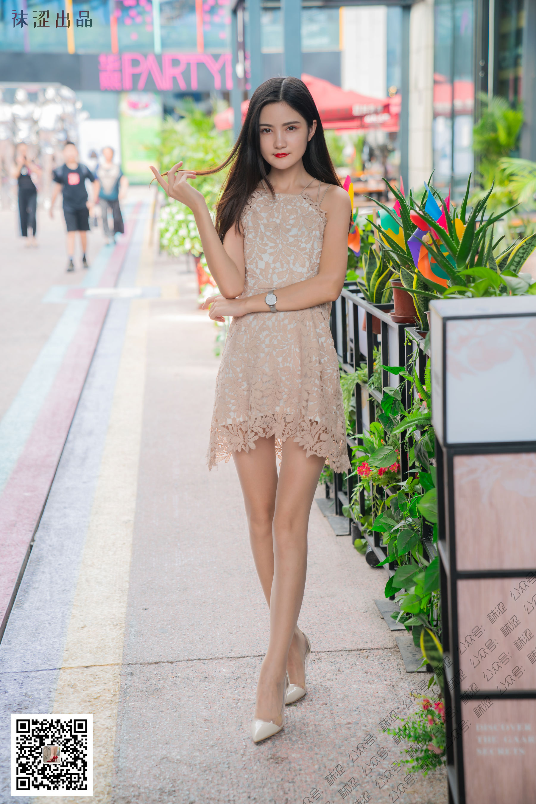 [袜涩] VOL.042 安妮 室外秀丝_第1张