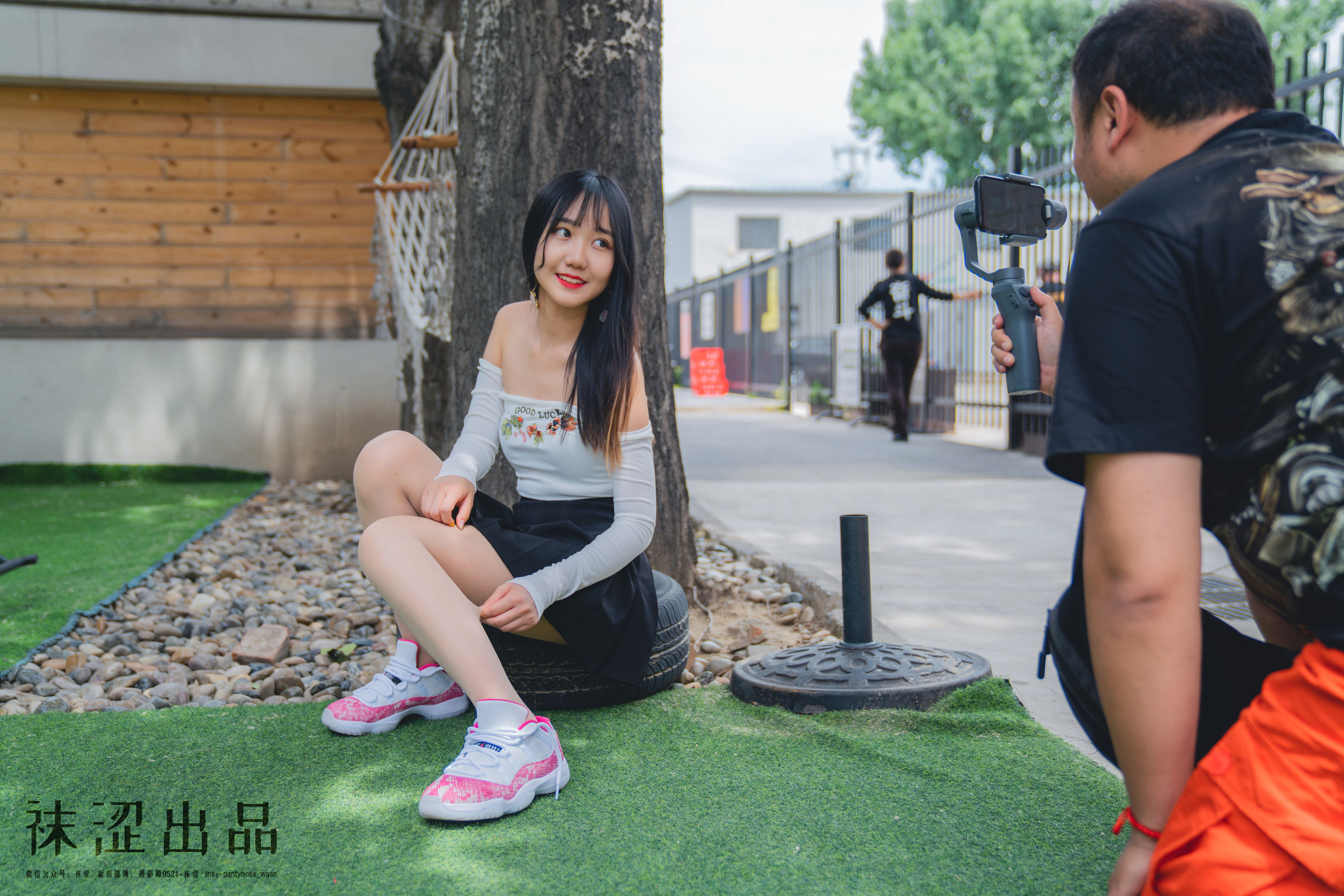 [袜涩] VOL.065 脸脸 乔11粉蛇_第3张