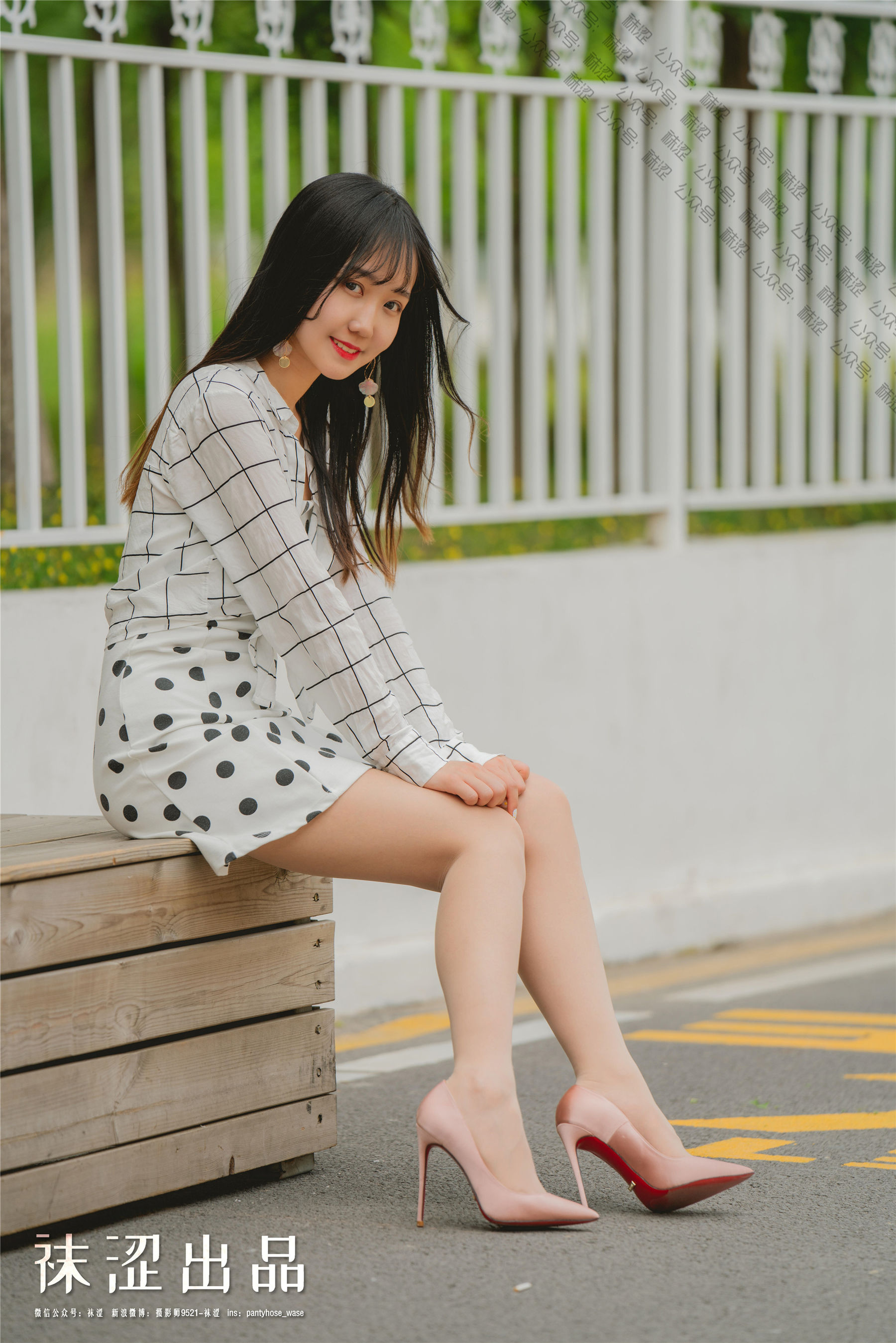 [袜涩] VOL.067 脸脸 女粉丝脸脸特惠图集_第1张