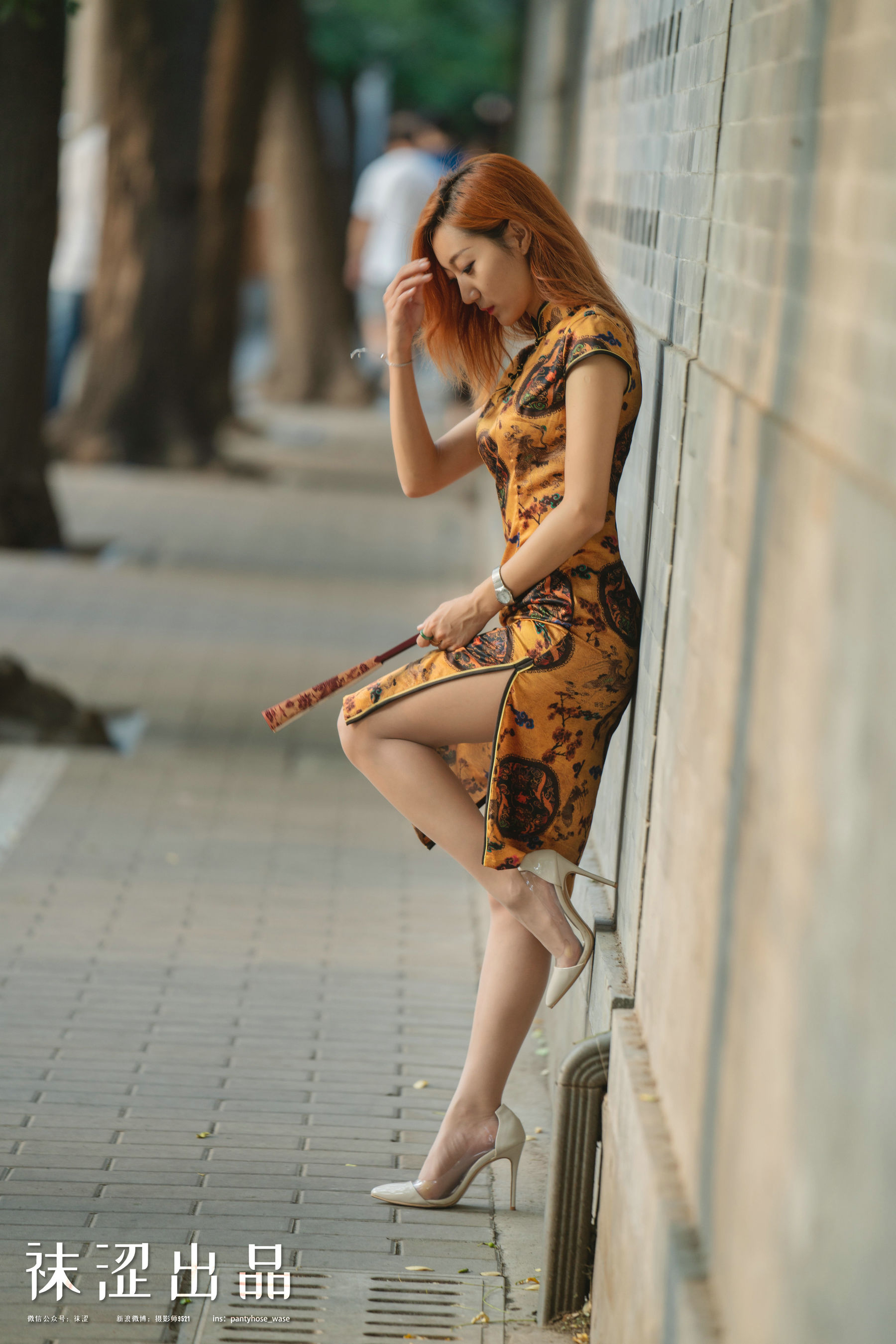 [袜涩] VOL.074 刘哈哈 黄袍_第1张