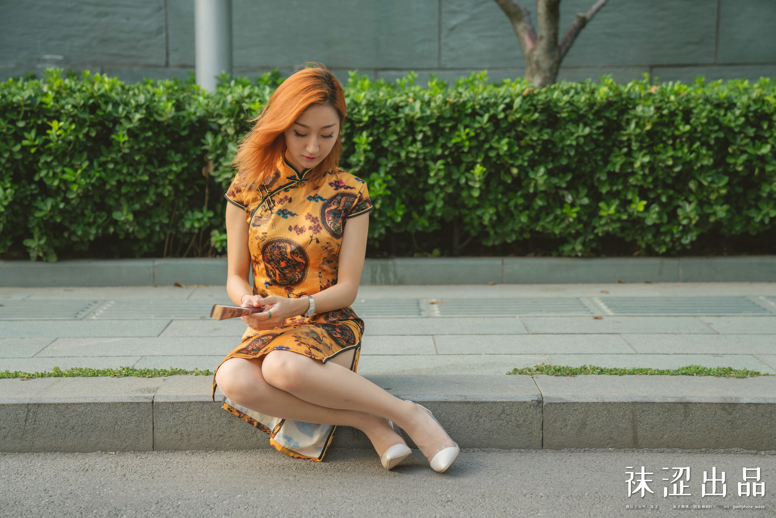 [袜涩] VOL.074 刘哈哈 黄袍_第2张