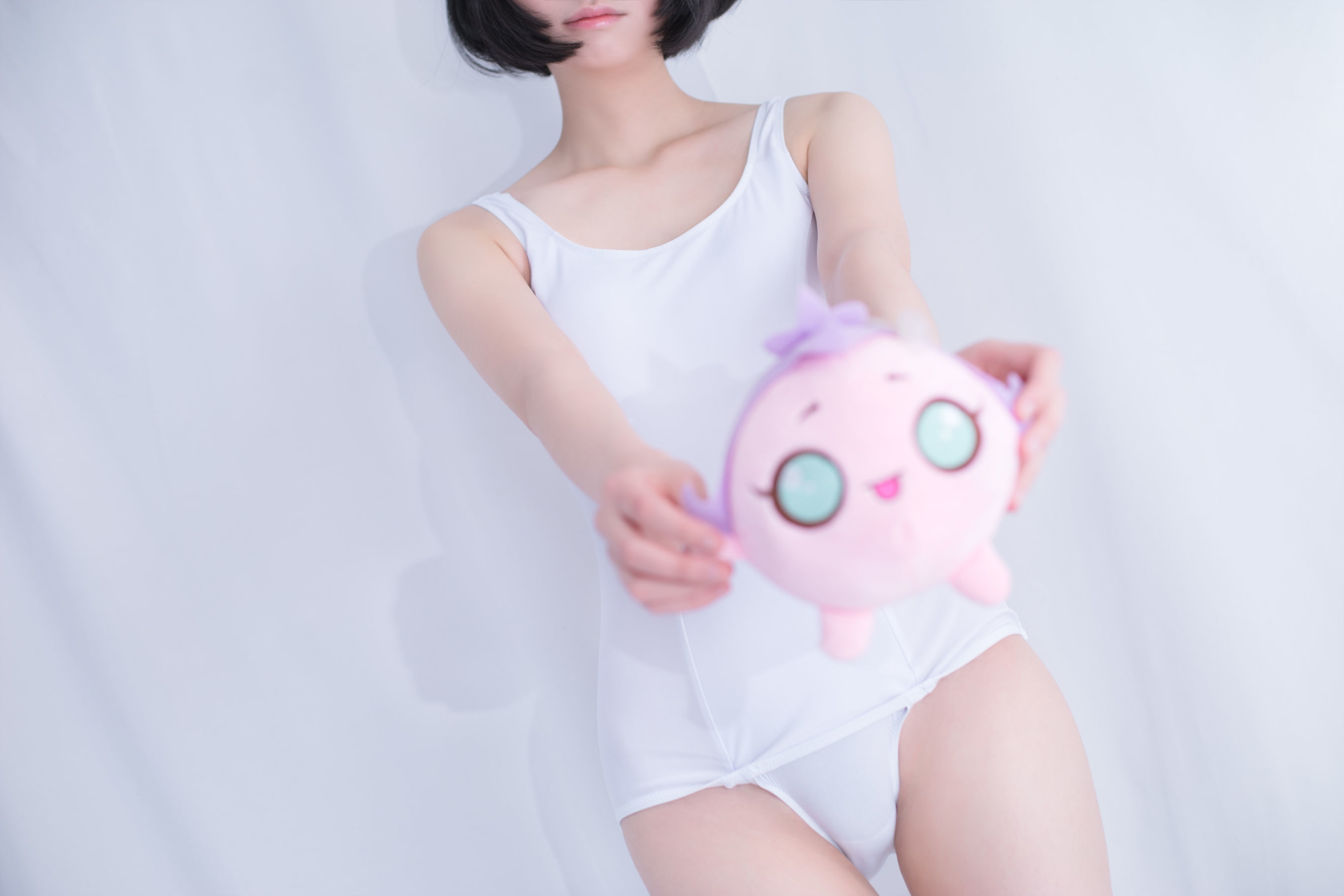 [轻兰映画] SPL.001  白色纯情丝袜秀_第4张