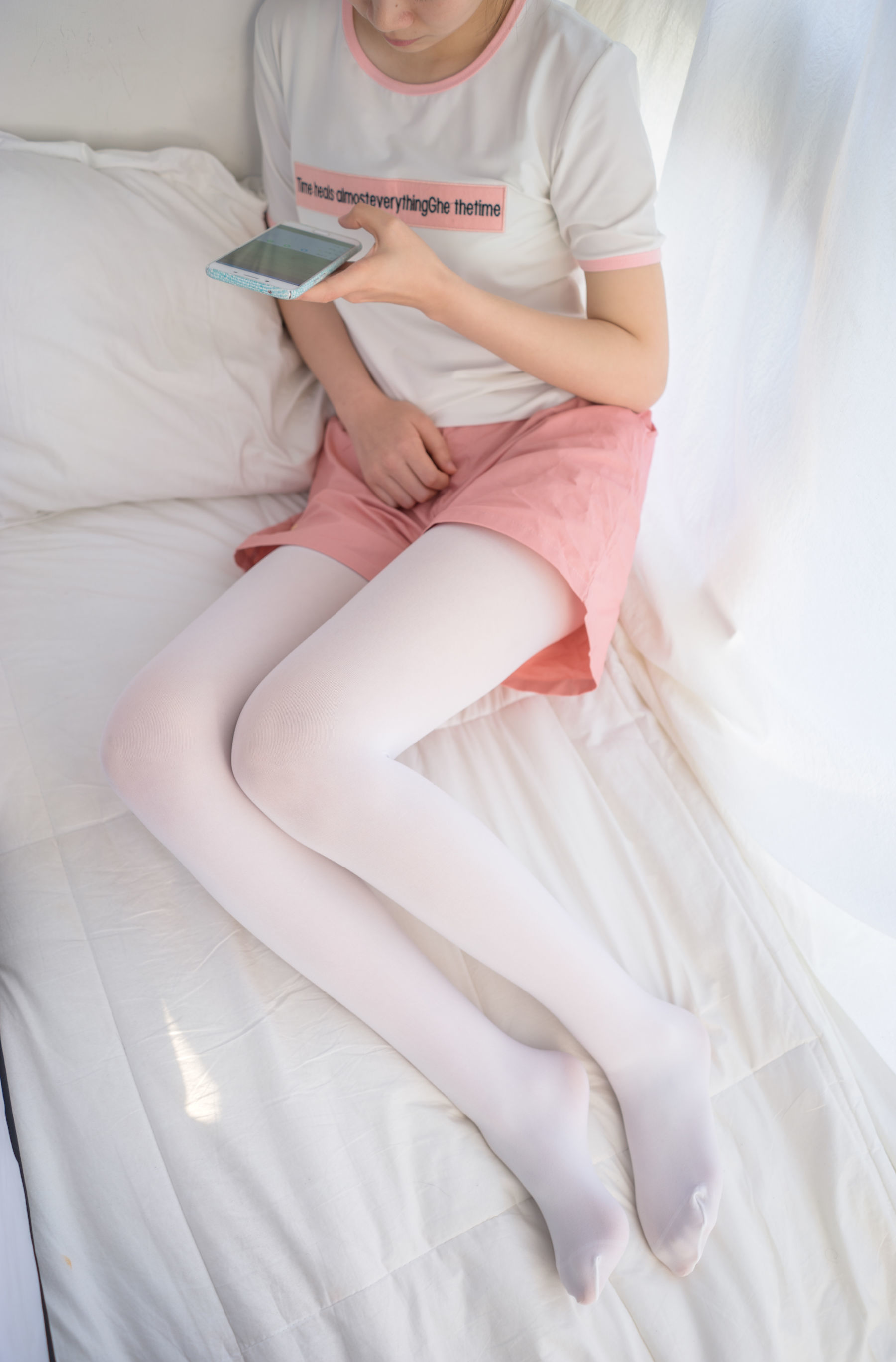 [轻兰映画] VOL.007  白丝美腿_第5张