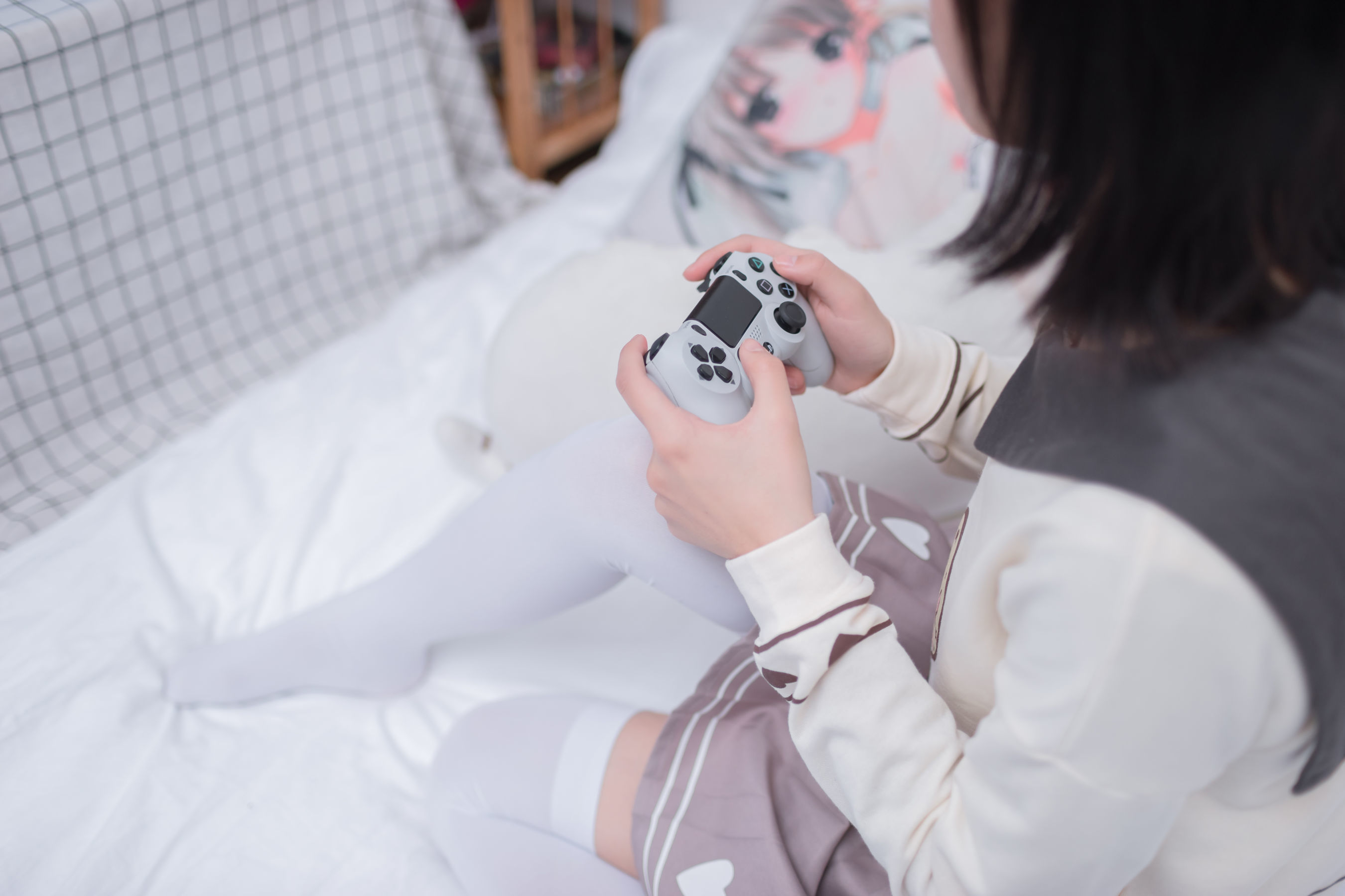 [轻兰映画] VOL.011  游戏少女的白丝_第4张