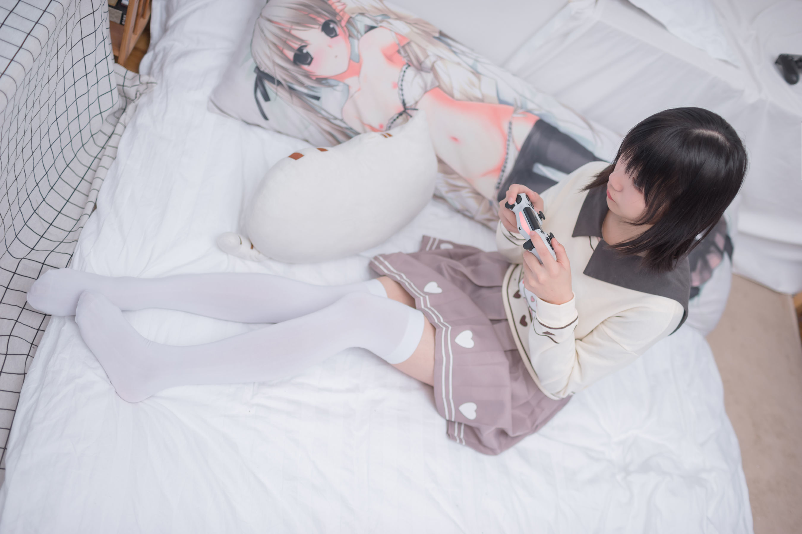 [轻兰映画] VOL.011  游戏少女的白丝_第5张