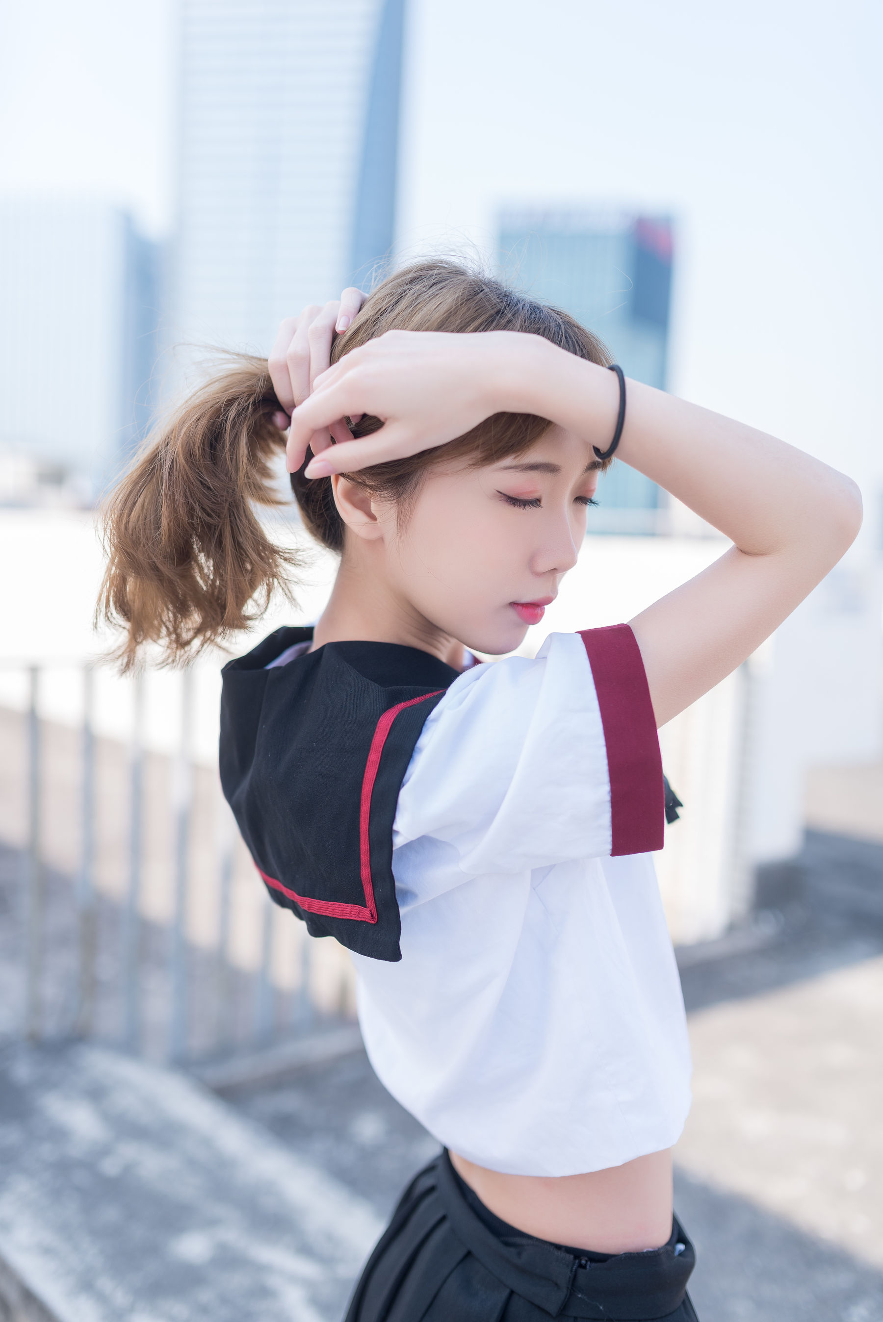 [风之领域] NO.031 天台上黑丝学妹_第3张