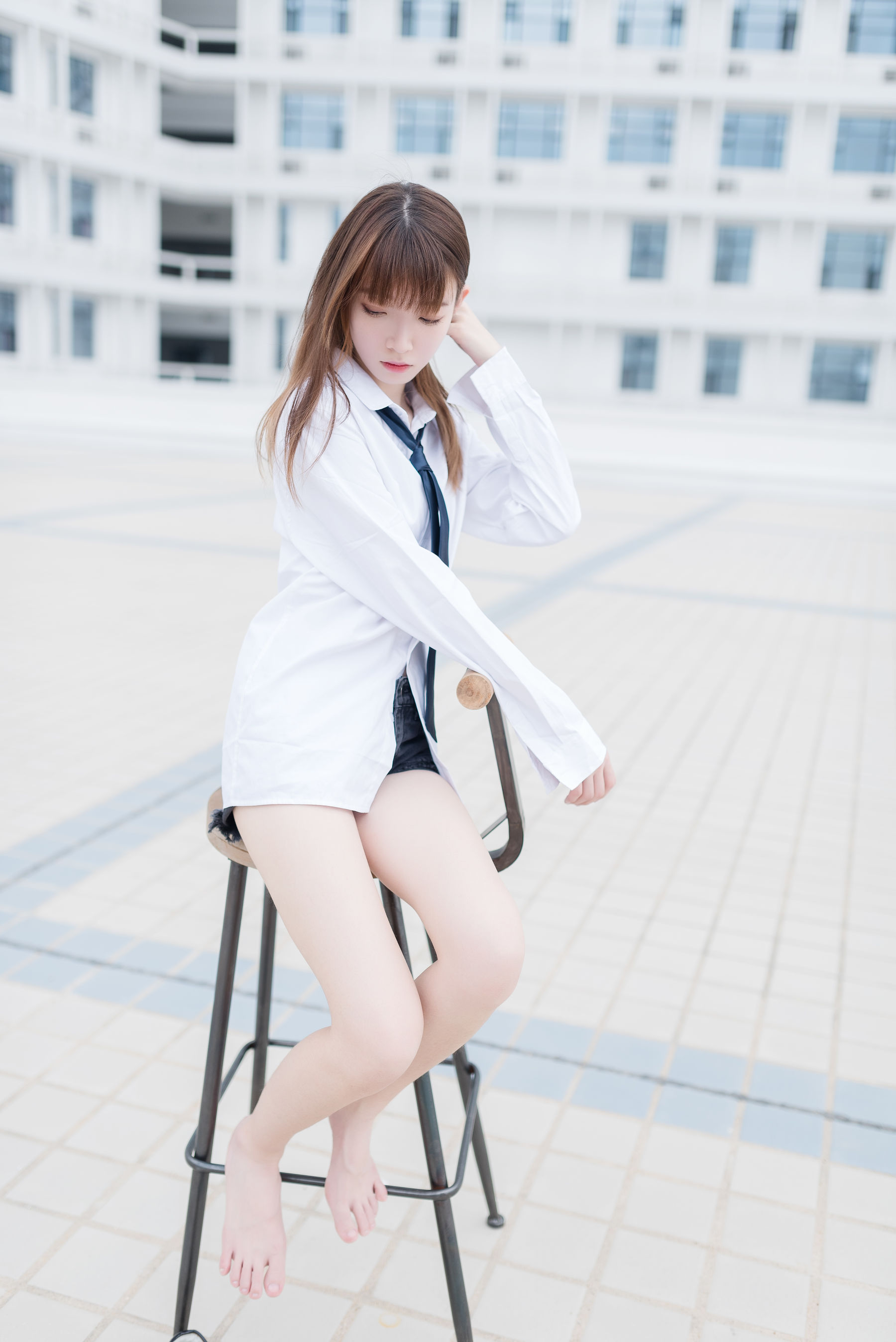 [风之领域] NO.038 祖木子 白衬衫裸足_第1张