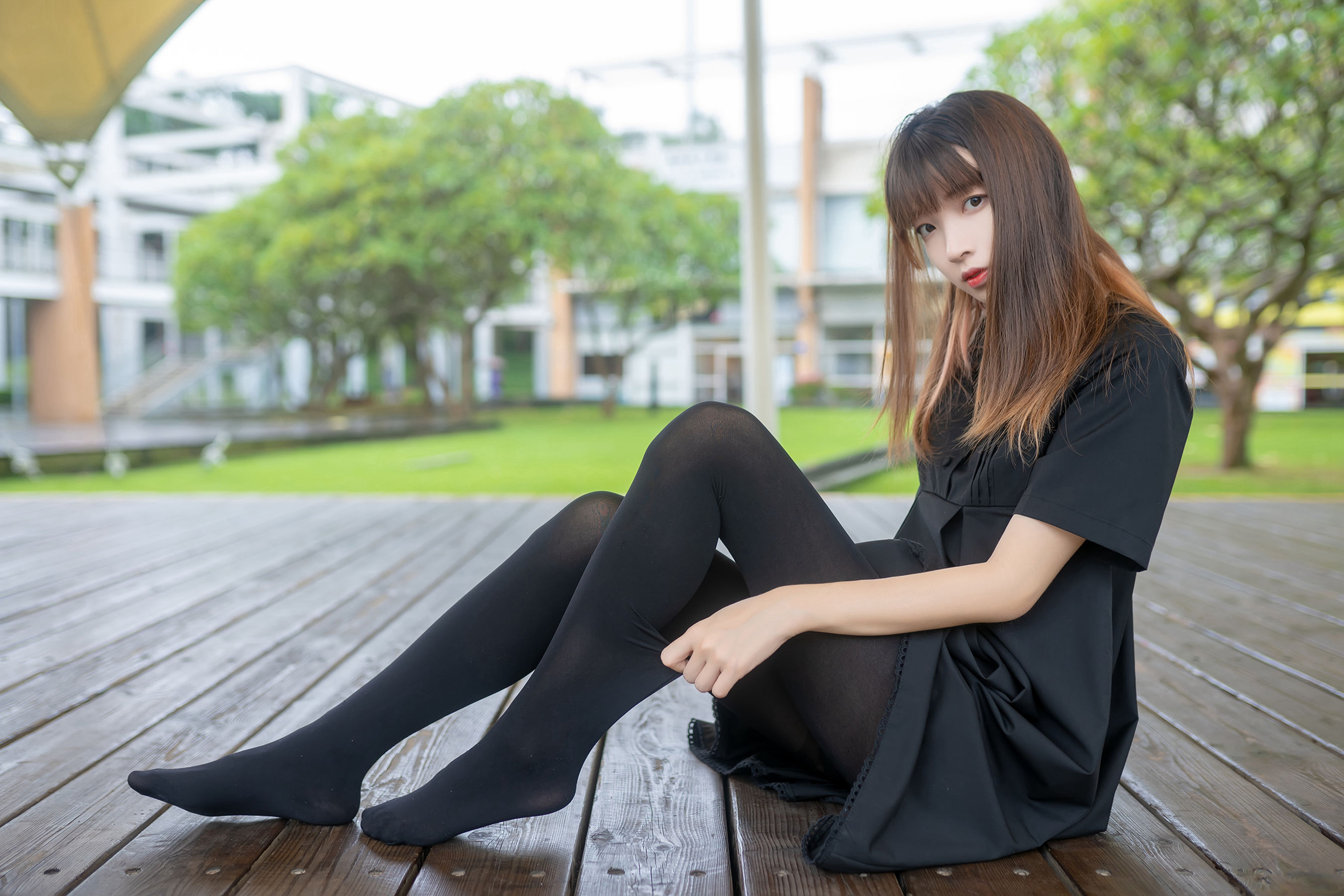 [风之领域] NO.064 祖木子 户外黑丝长腿_第4张